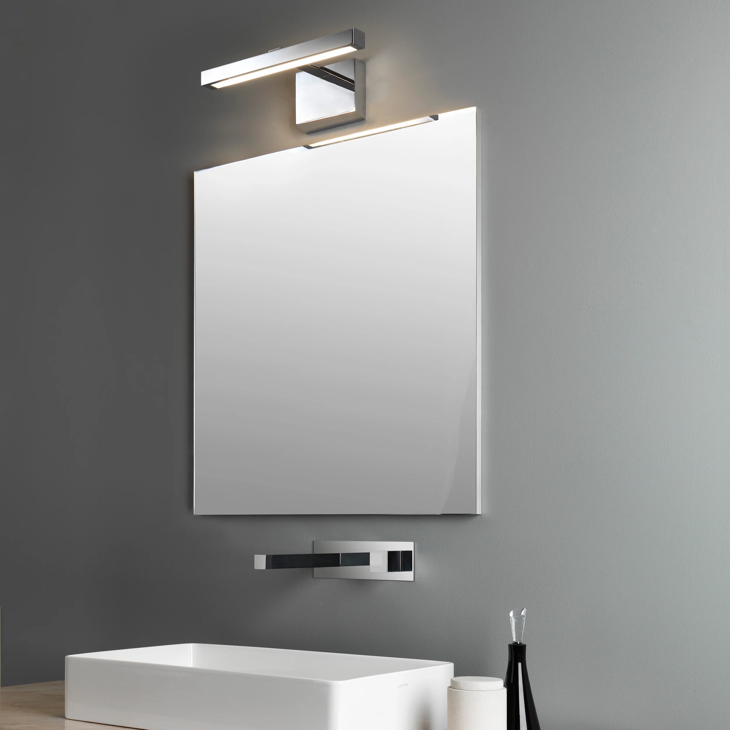 Kashima LED Bath Light - Image 3