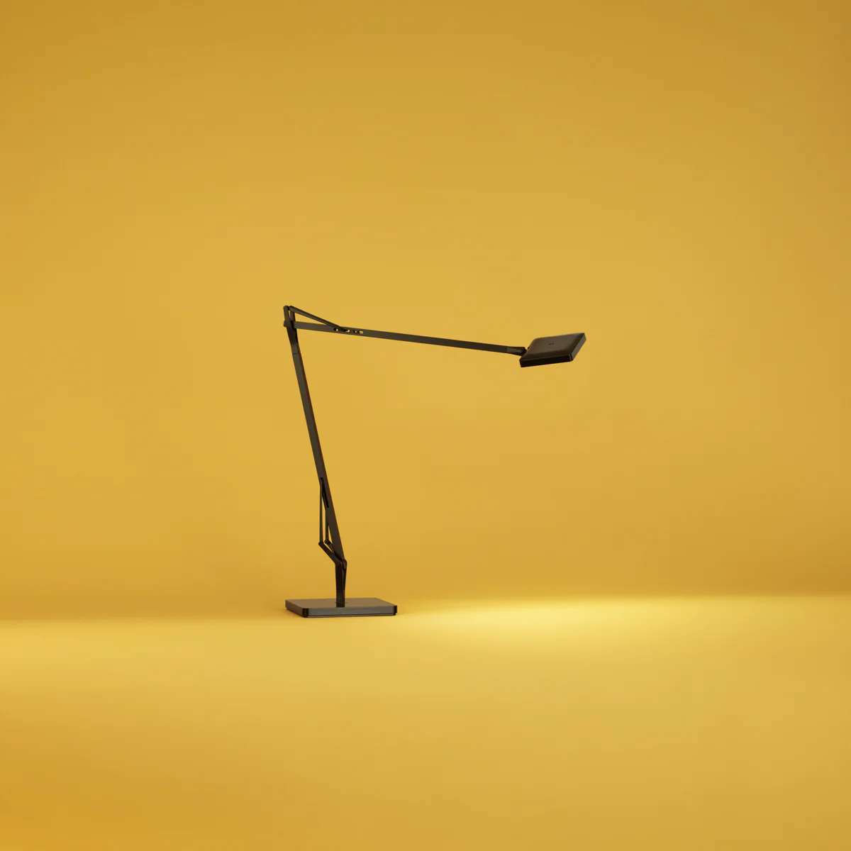 Kelvin Edge Task Lamp - Image 11