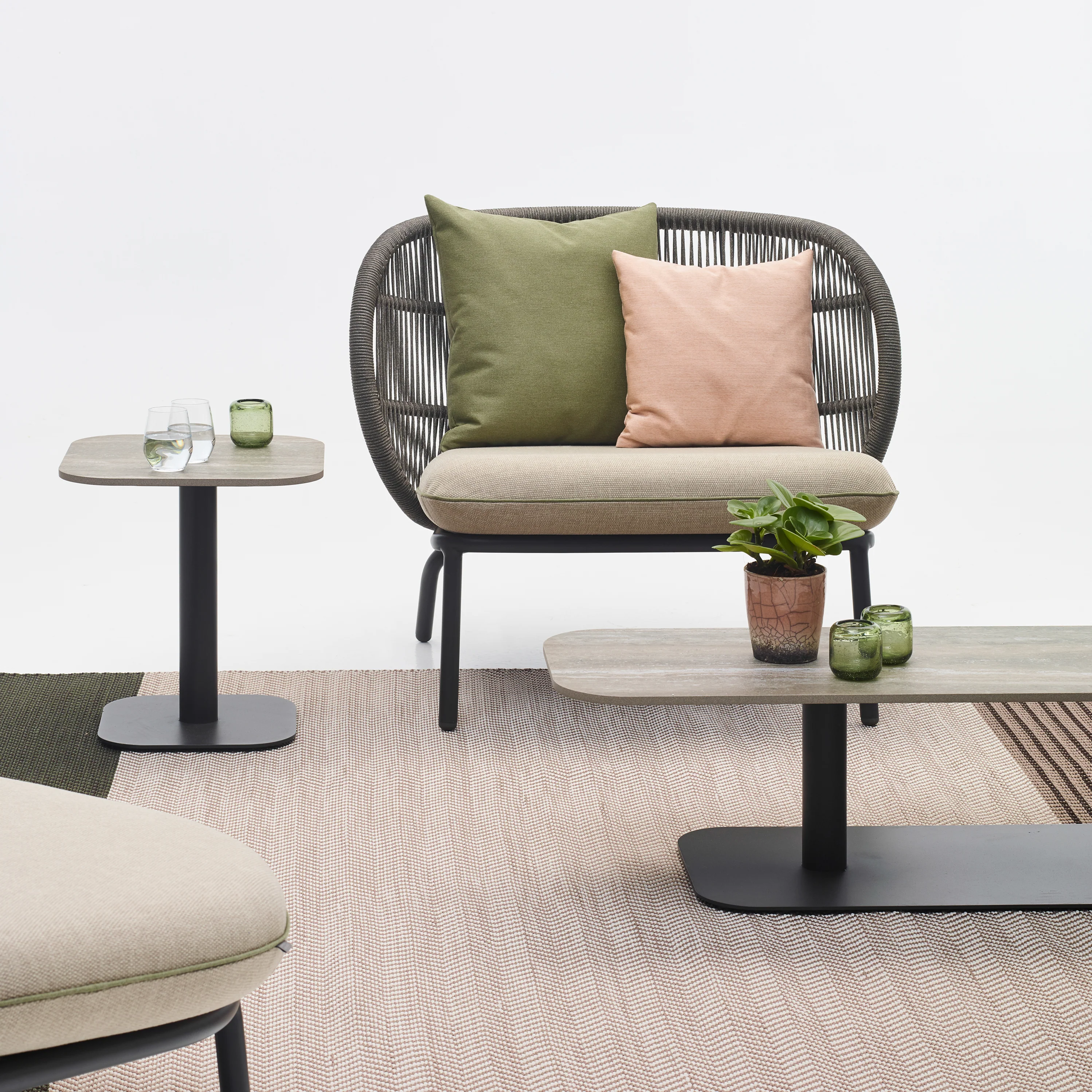 Kodo Outdoor Lounge Chair - Image 2
