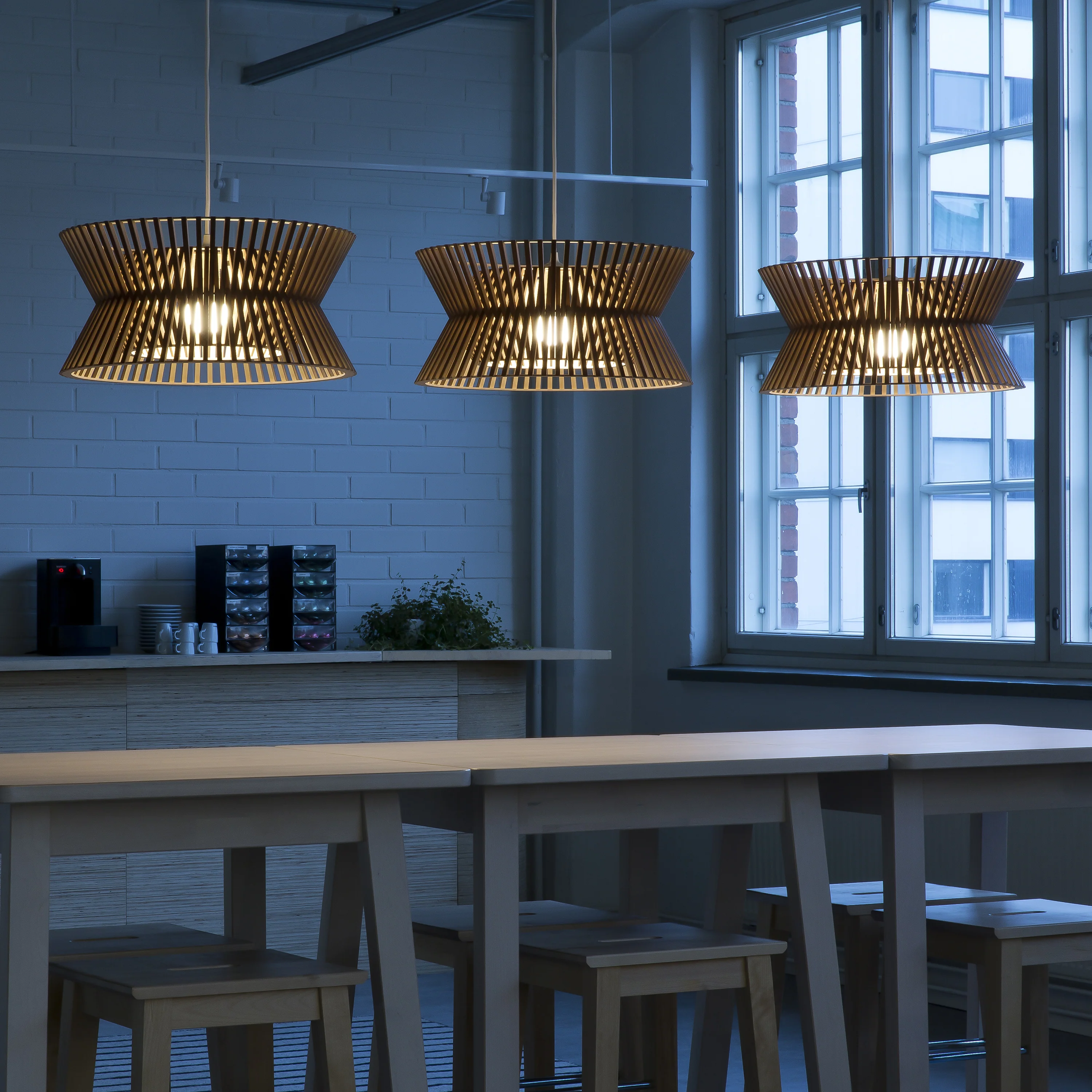 Kontro 6000 Pendant Light - Image 13
