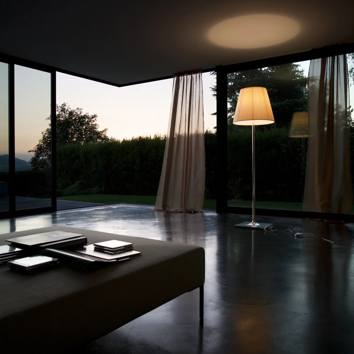 KTribe Floor Lamp - Image 15