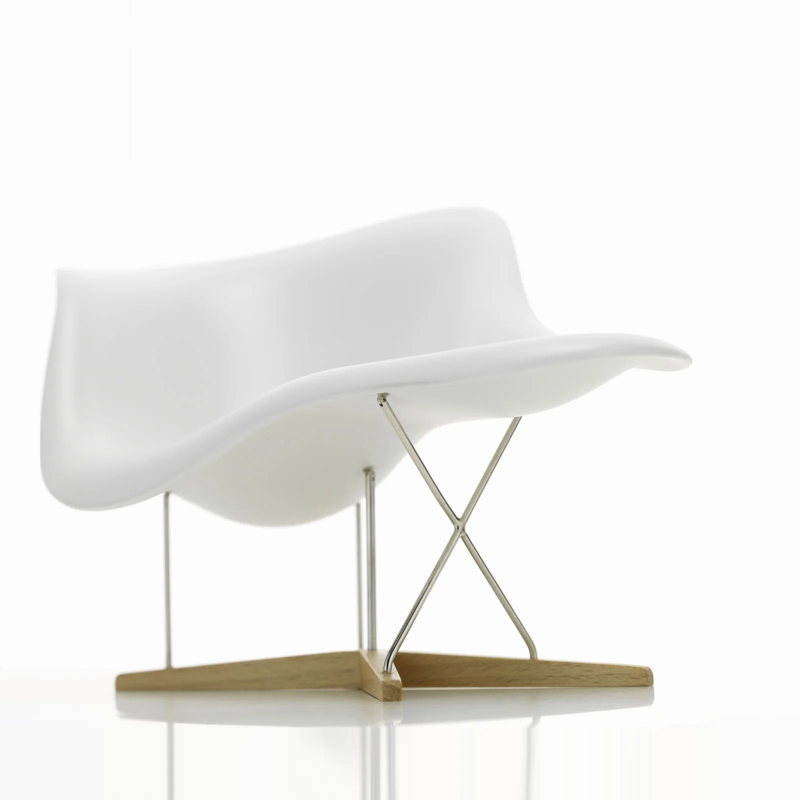 La Chaise Lounge Chair - Image 3
