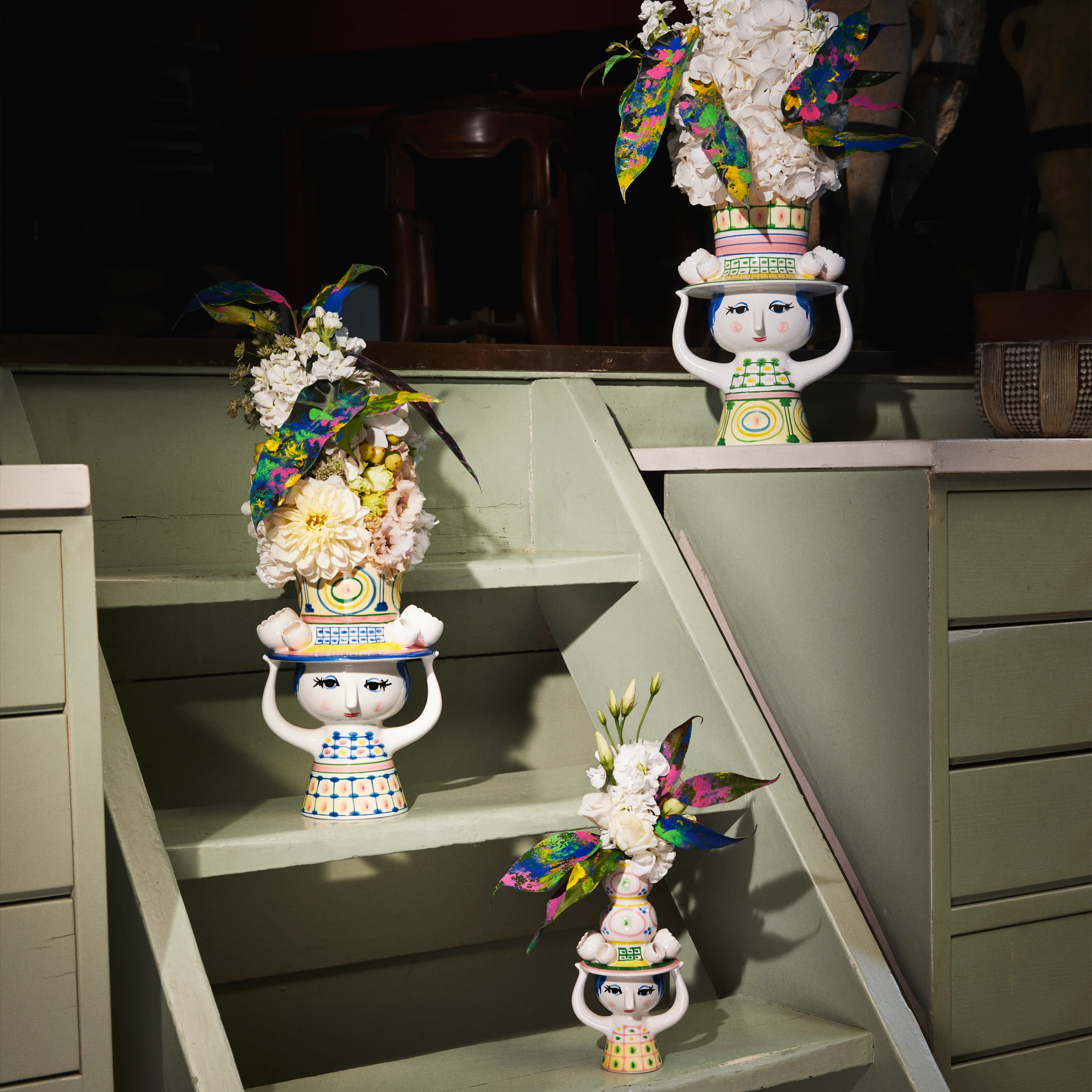 Lady with Hat Vase - Image 19