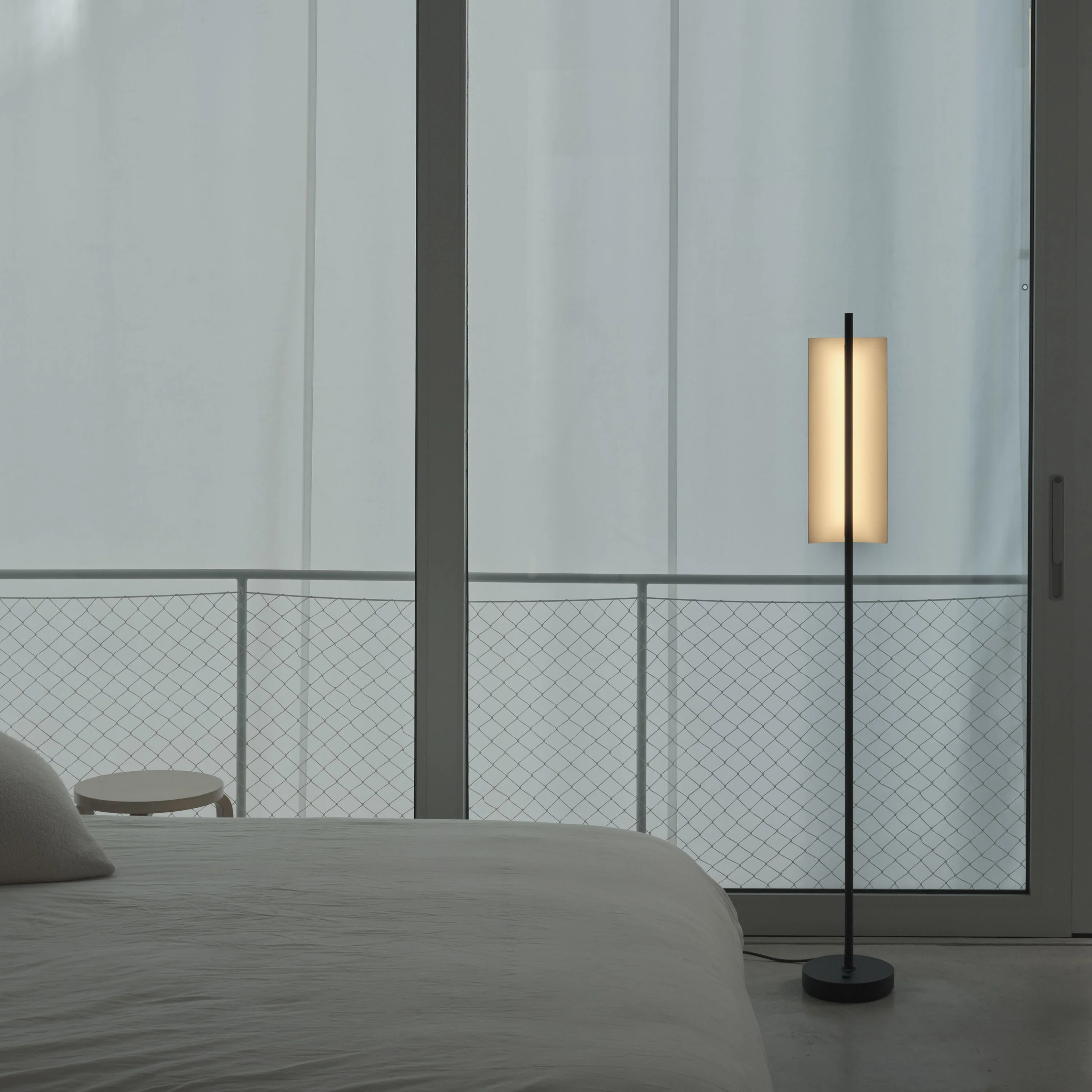 Lamina 45 LED Floor Lamp - Image 2