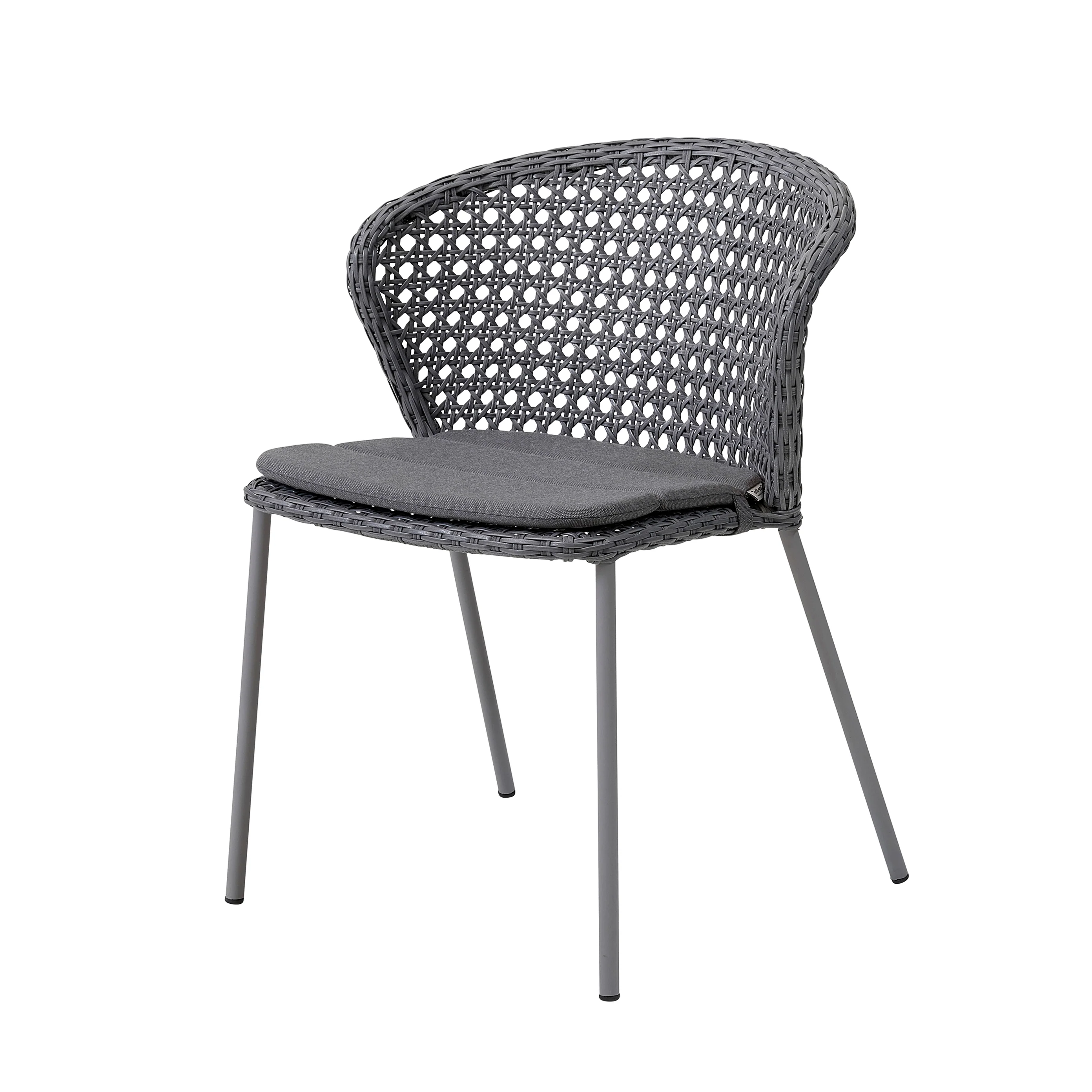 Lean Outdoor Stackable Chair