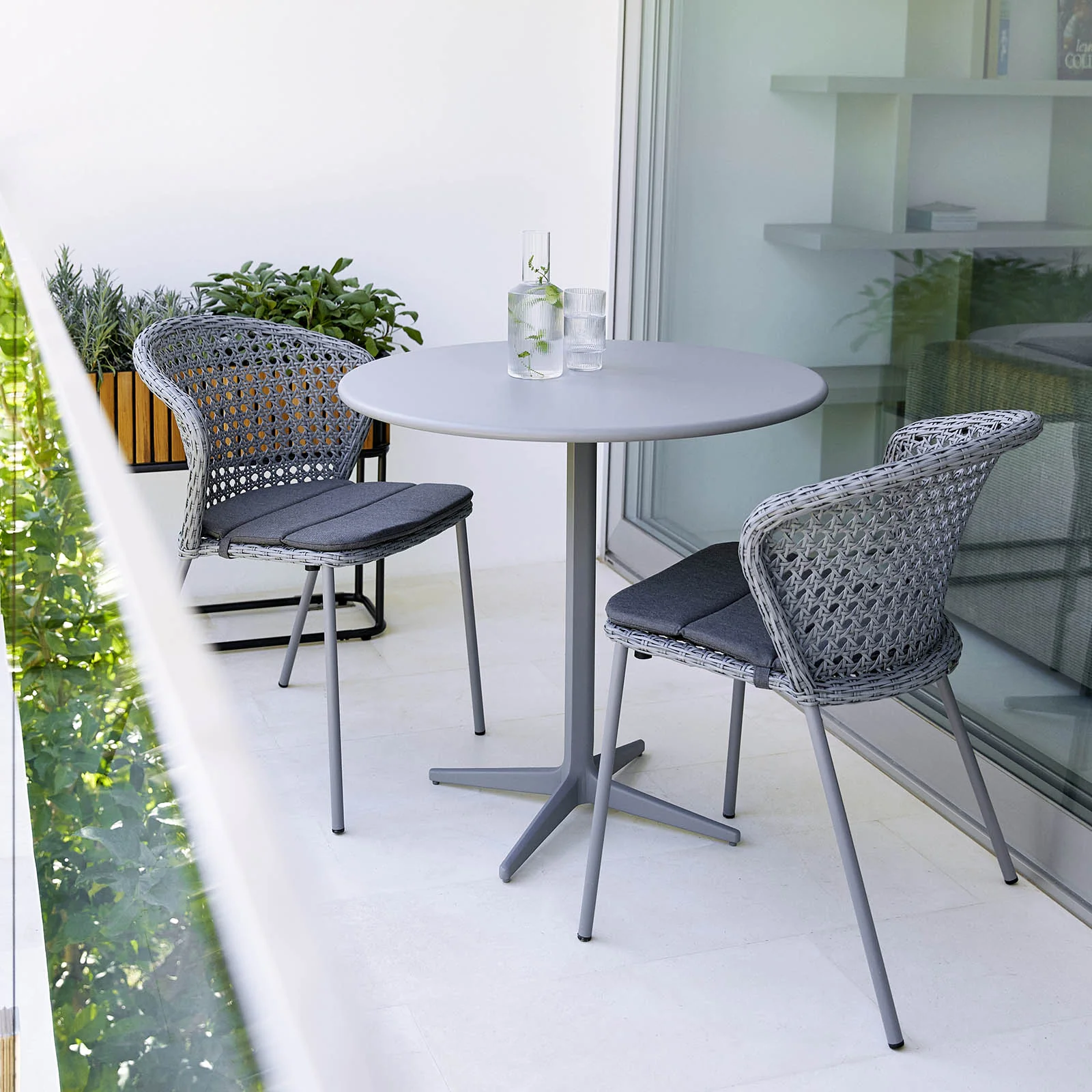 Lean Outdoor Stackable Chair - Image 14