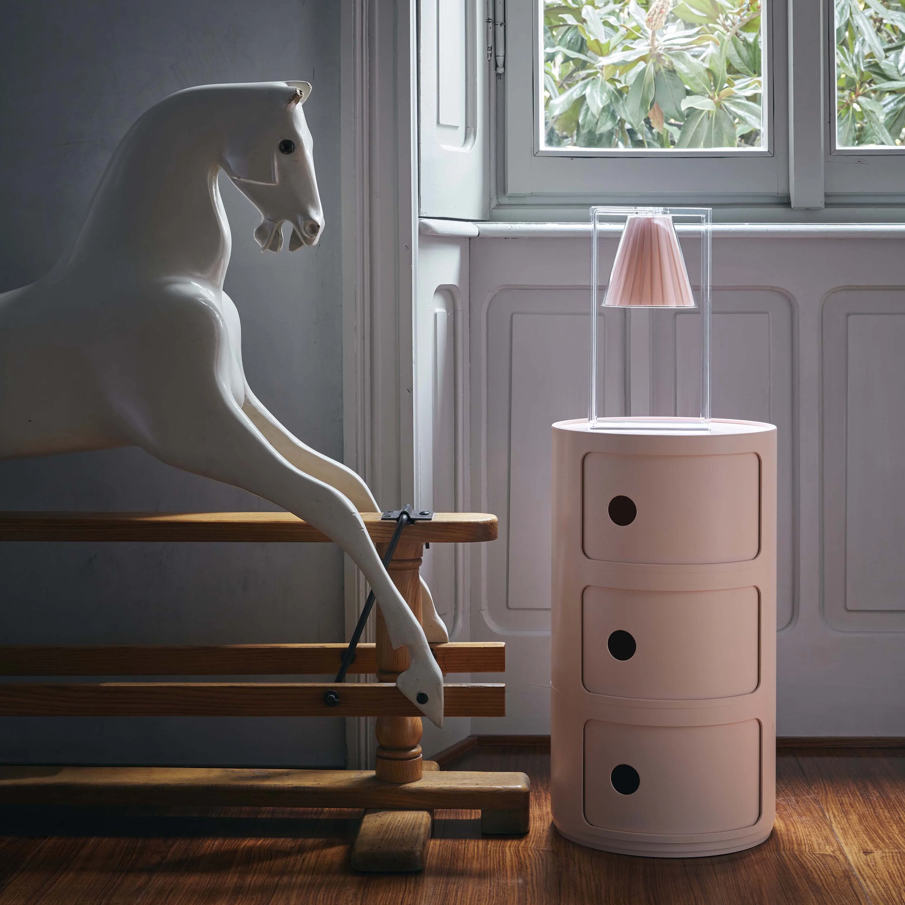 Light-Air Fabric Table Lamp - Image 4