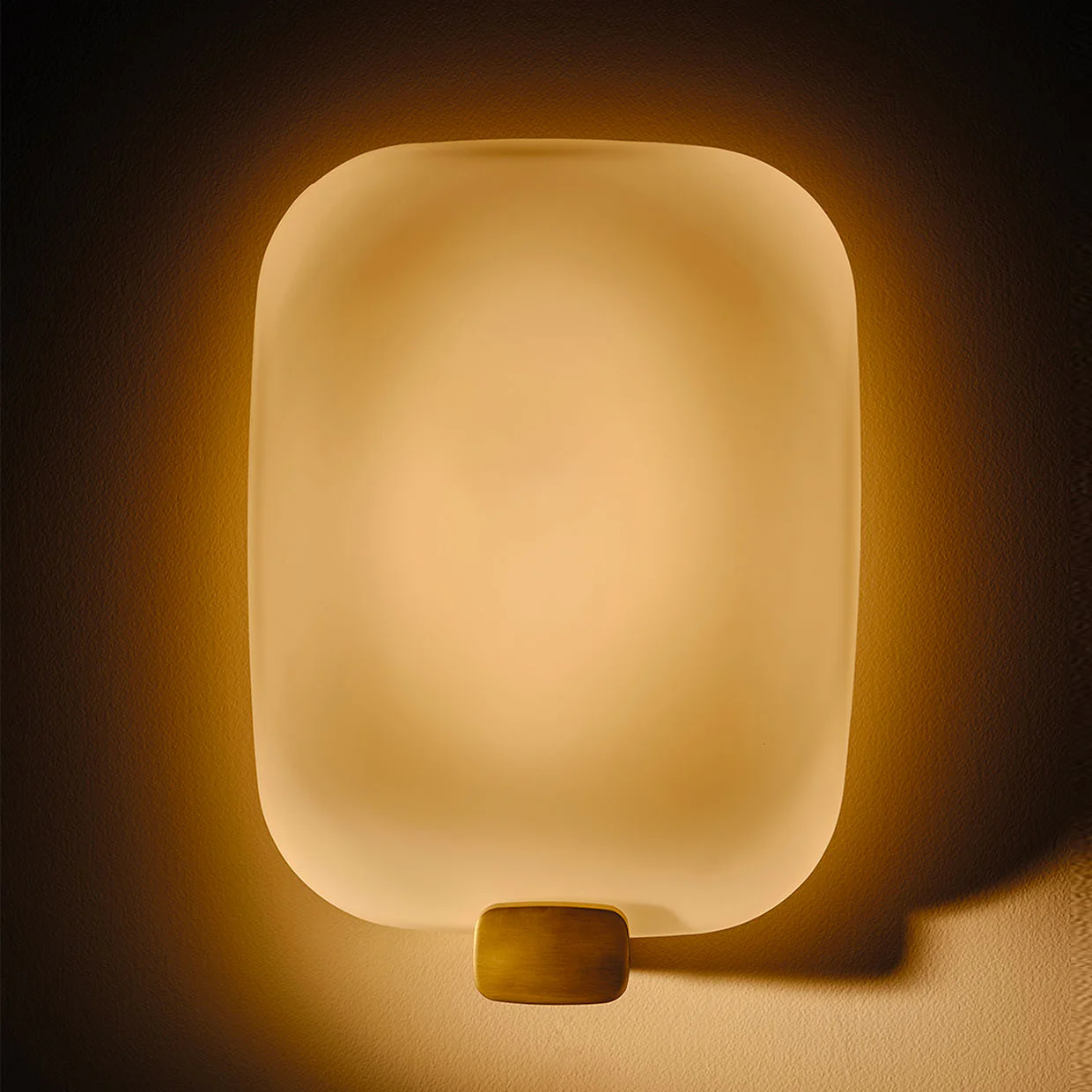 Light Me Tender Vertical LED Wall Sconce - Image 8