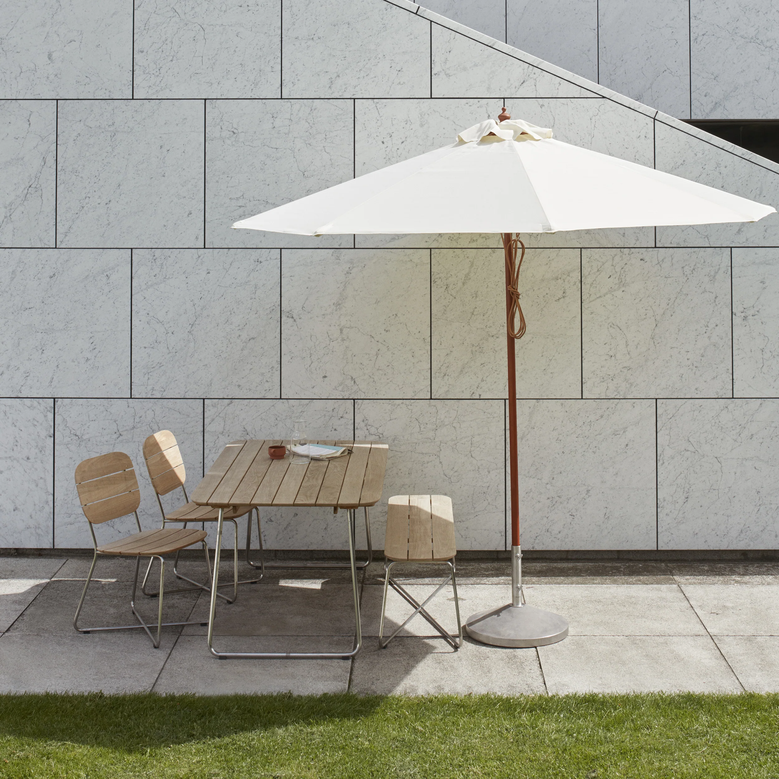 Lilium Outdoor Dining Table - Image 10