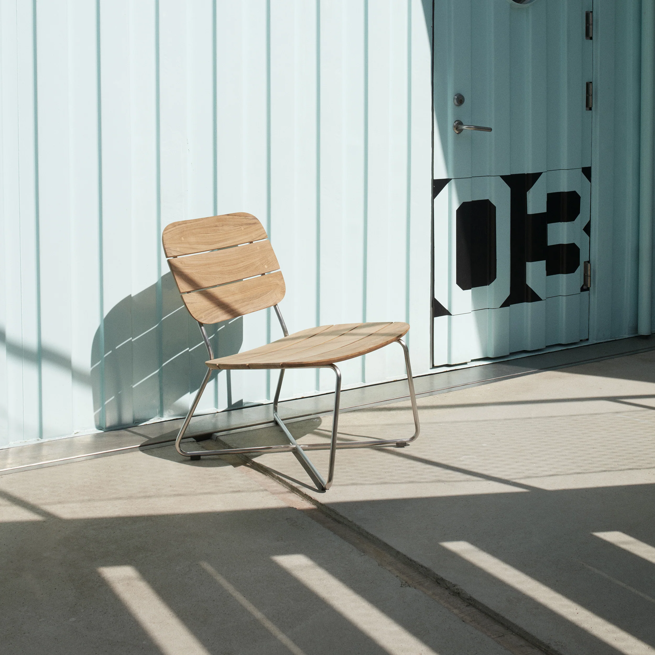 Lilium Outdoor Lounge Chair - Image 9