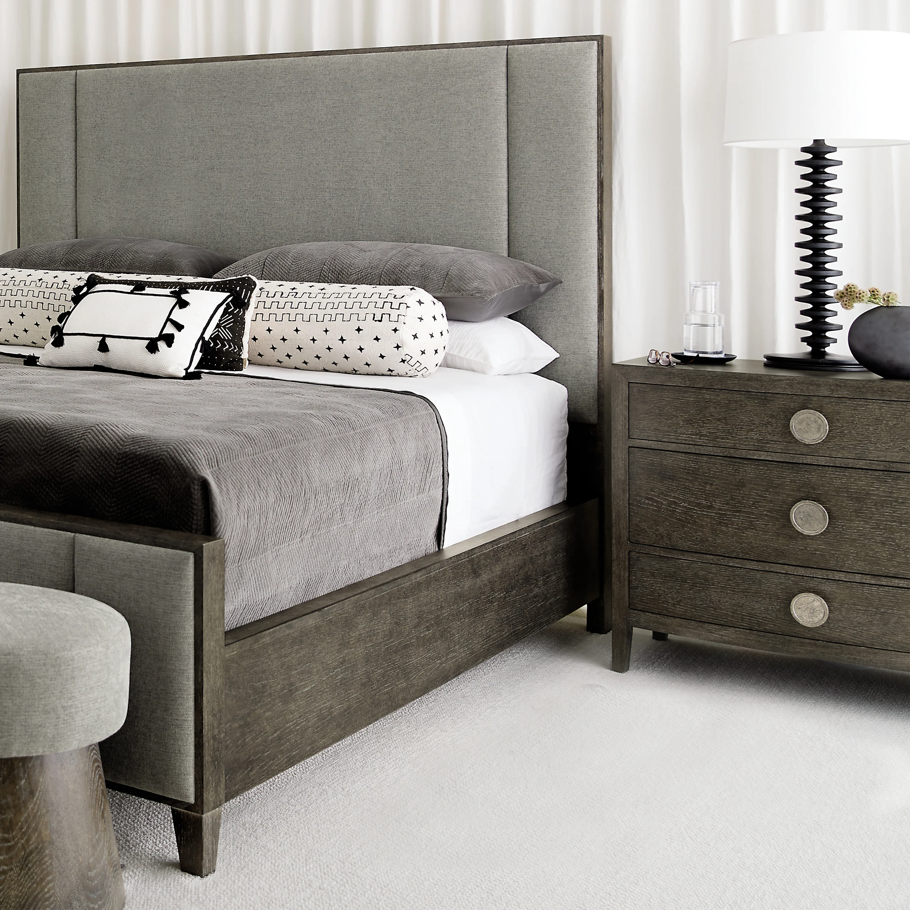 Linea 3 Drawer Nightstand - Image 7