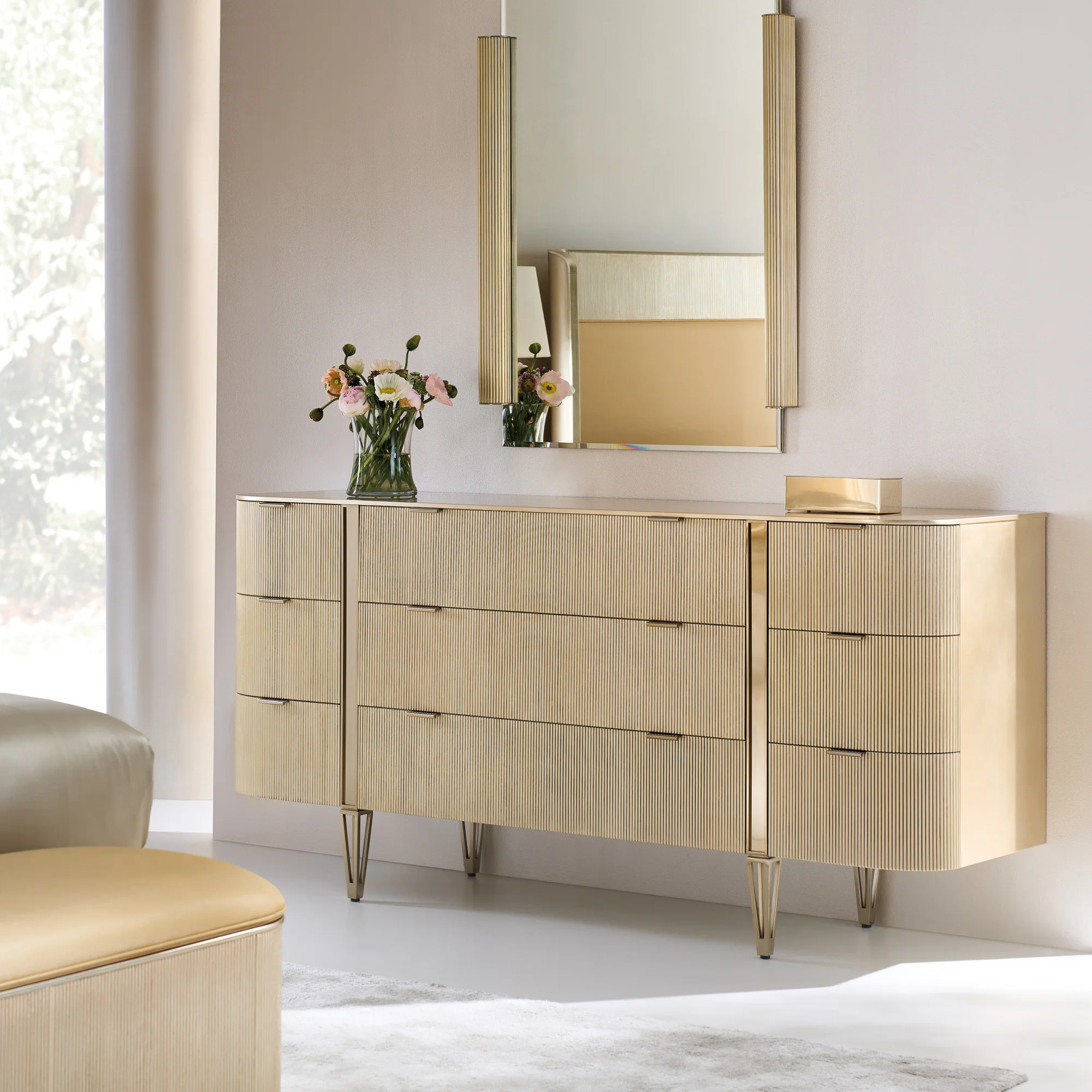 Love At First Sight Dresser with Handle Pull - Image 5