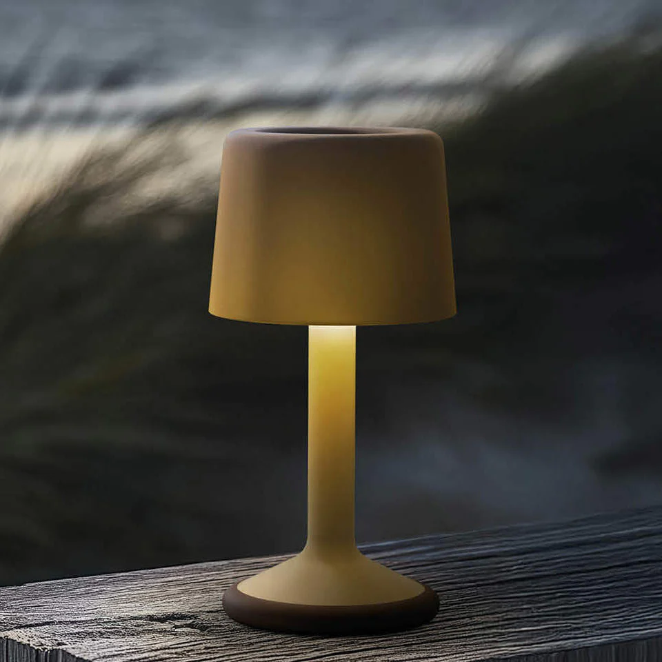 Luu Portable Outdoor LED Table Lamp - Image 10