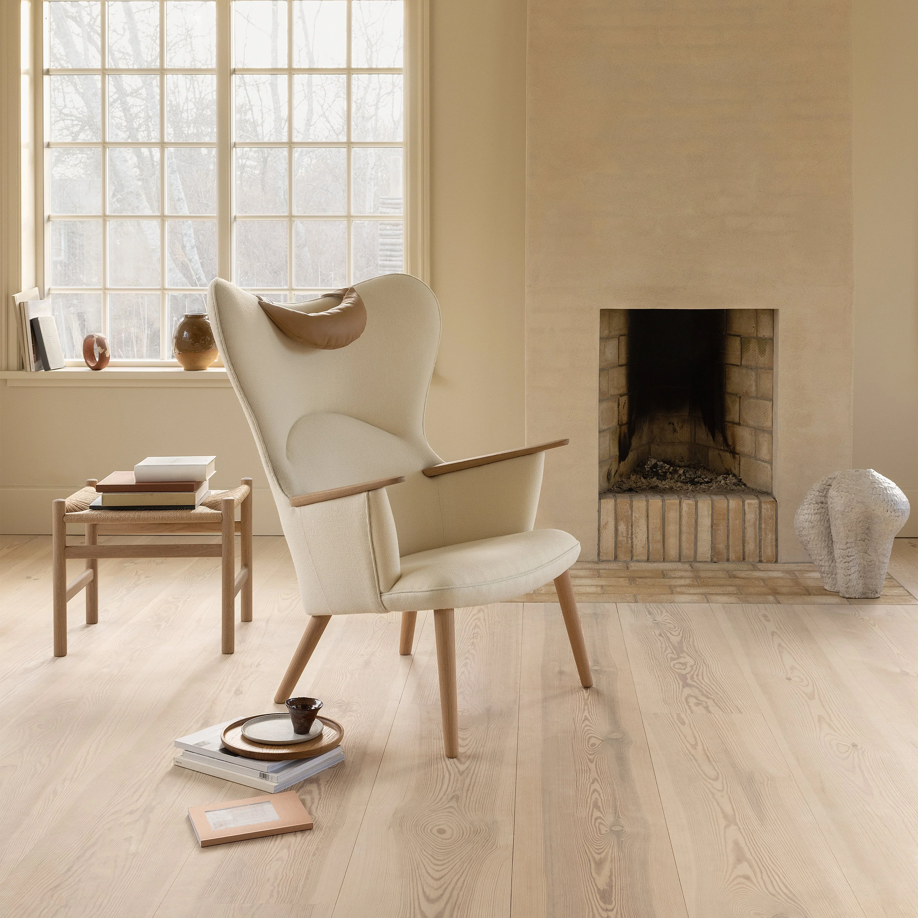 Mama Bear Chair - Image 32