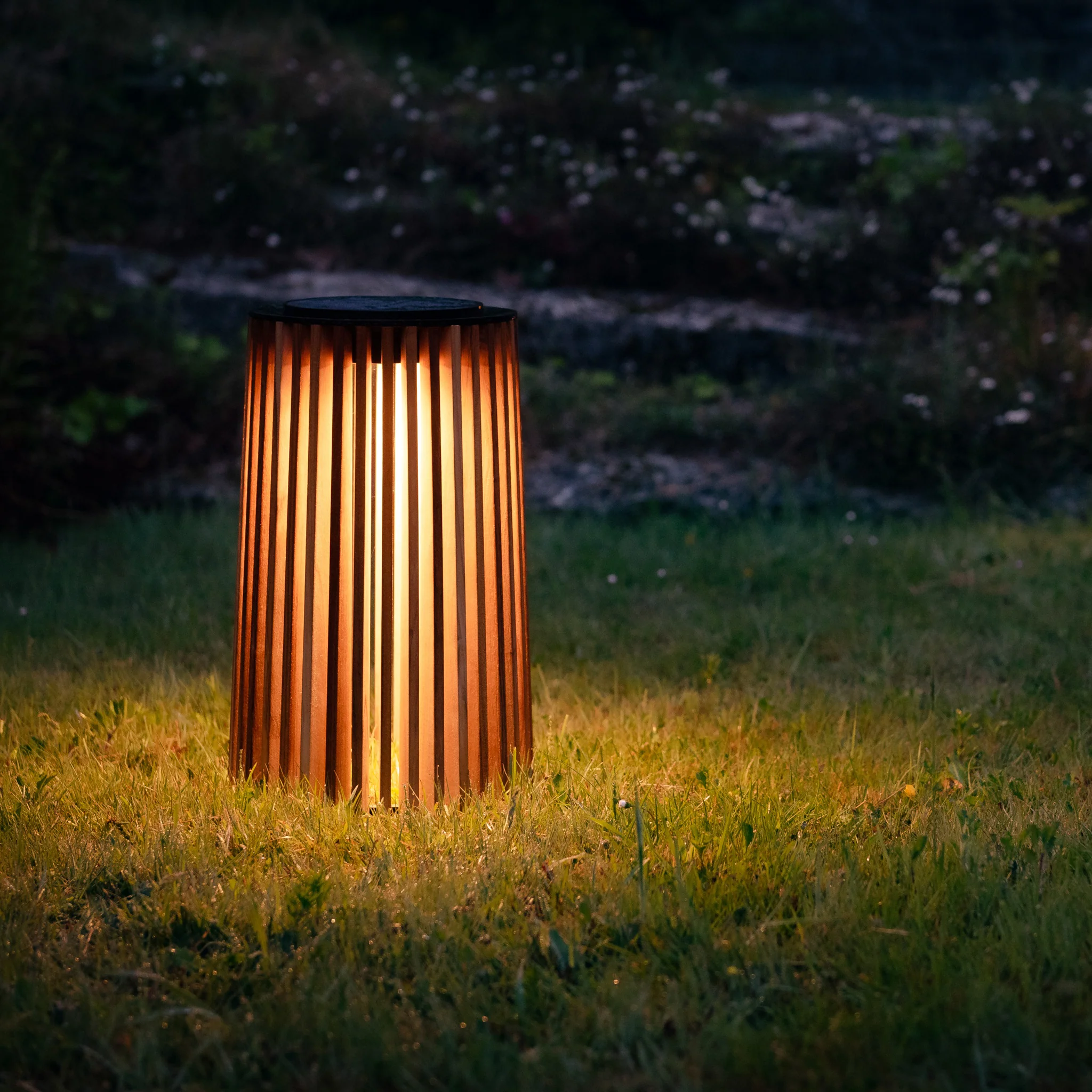Maya Outdoor Lantern - Image 7