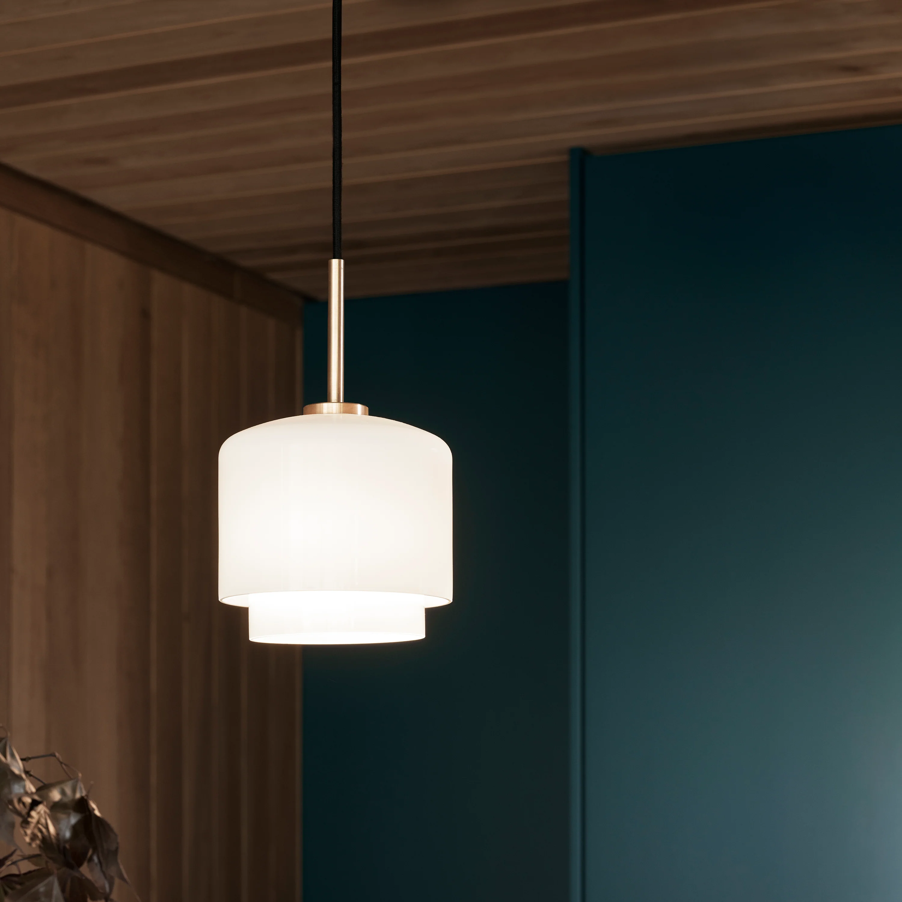 Megumi Pendant Light - Image 12