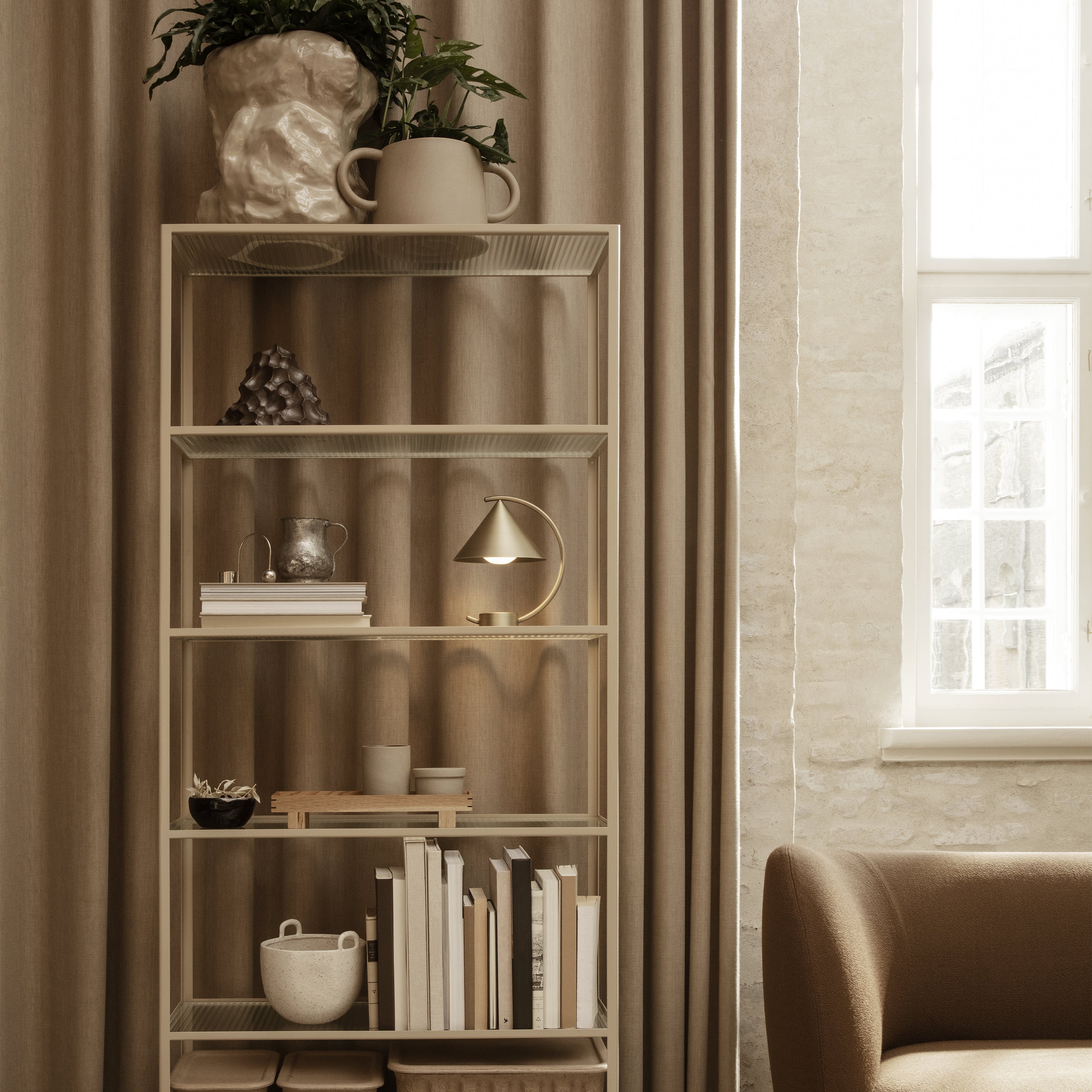 Meridian Portable Table Lamp - Image 12