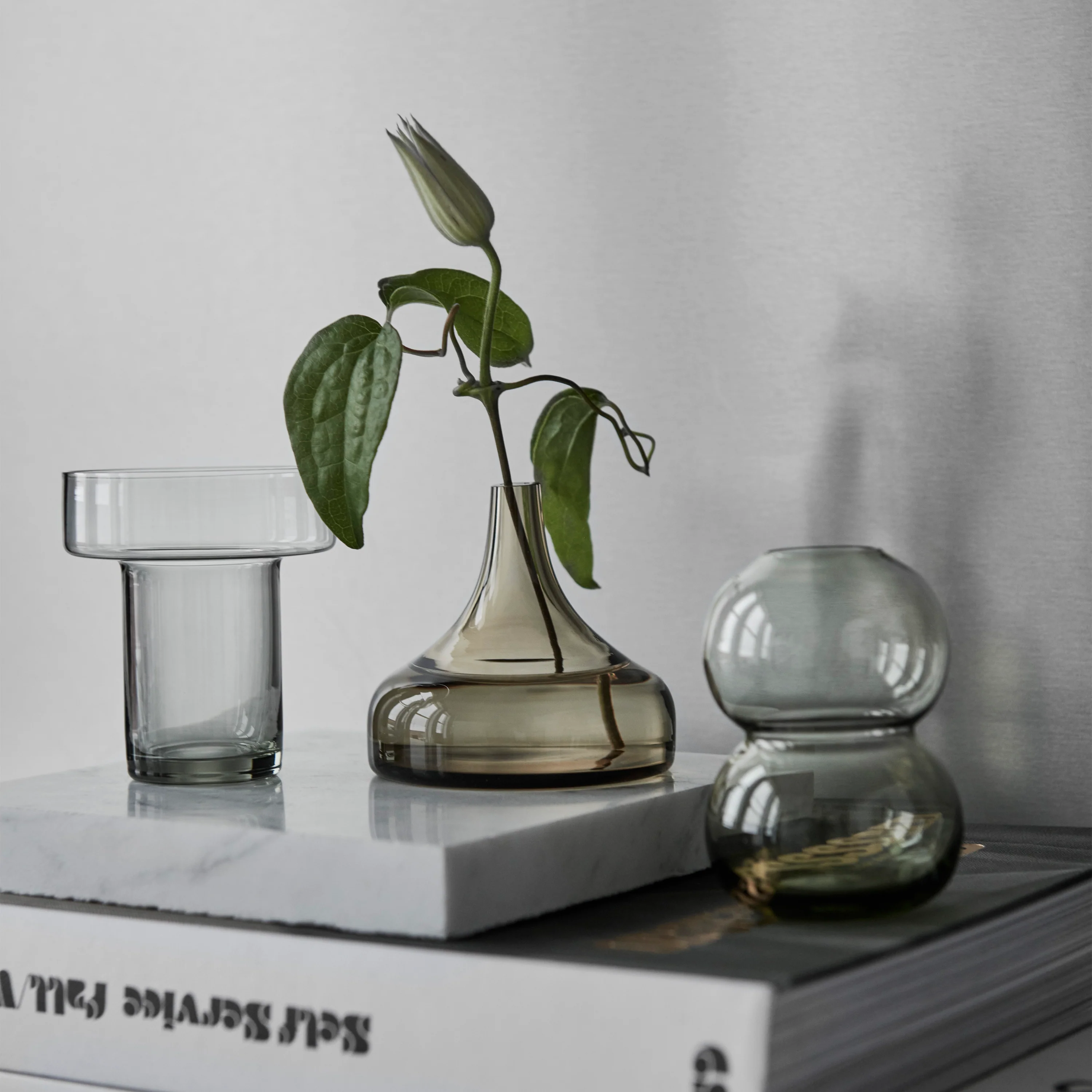 Midsummer Mini Cow Vetch Vase - Image 5