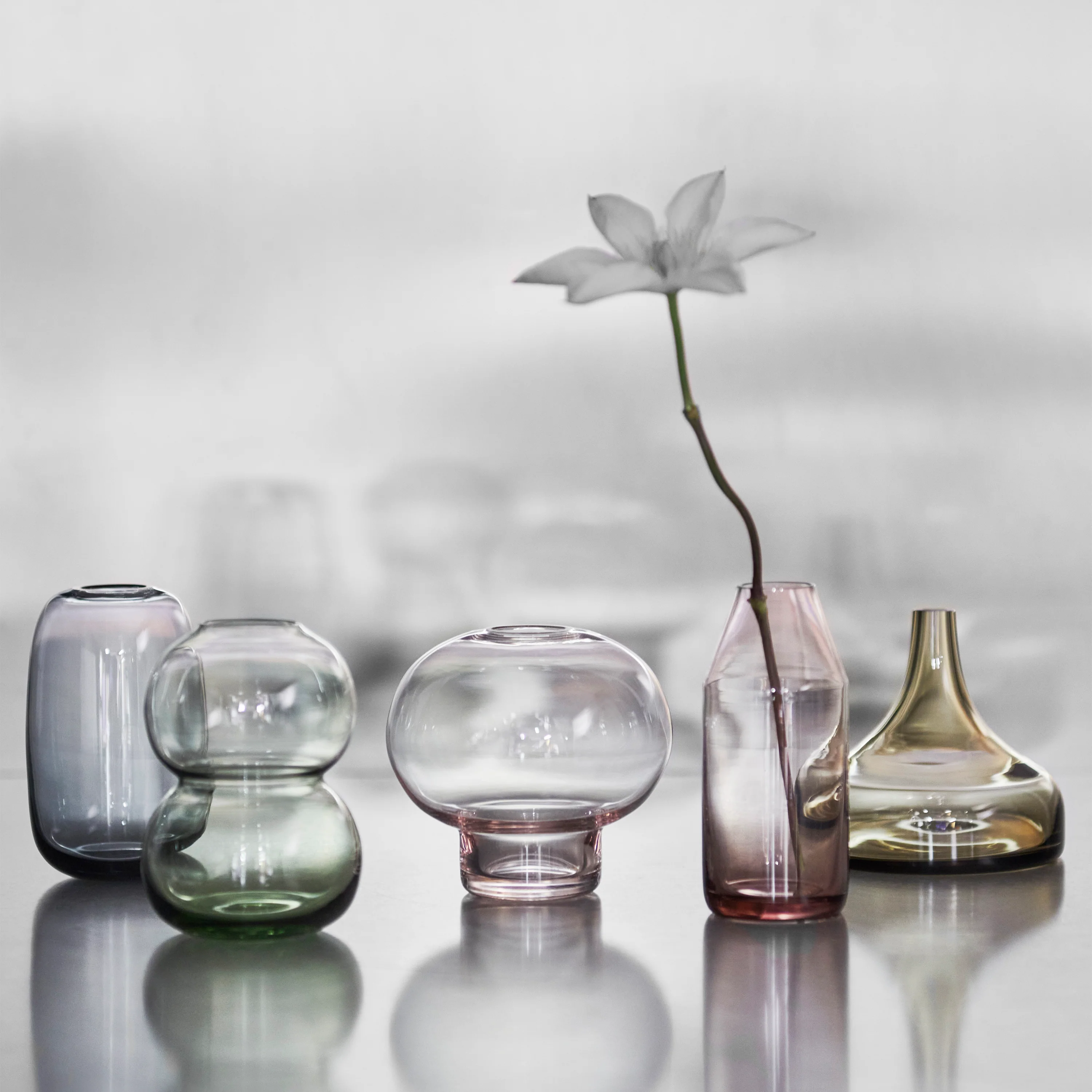Midsummer Mini Vase (Set of 7) - Image 7