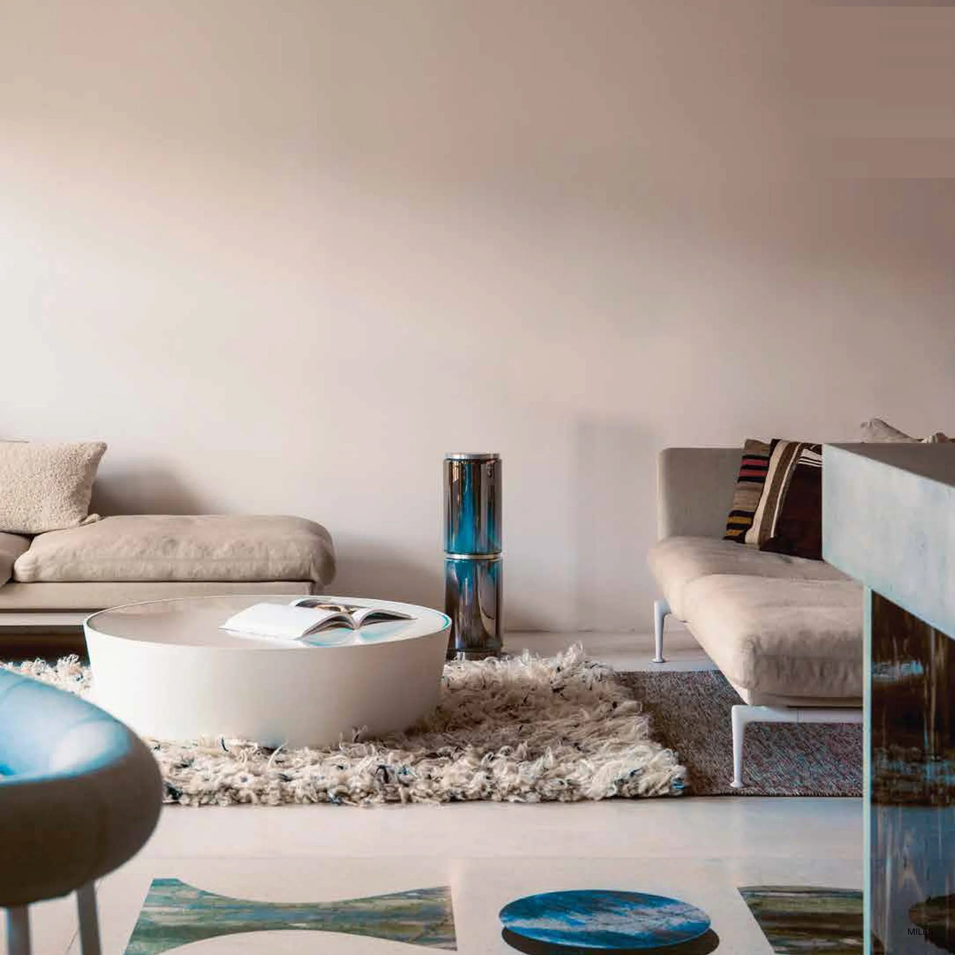 Miles Floor Lamp - Image 3