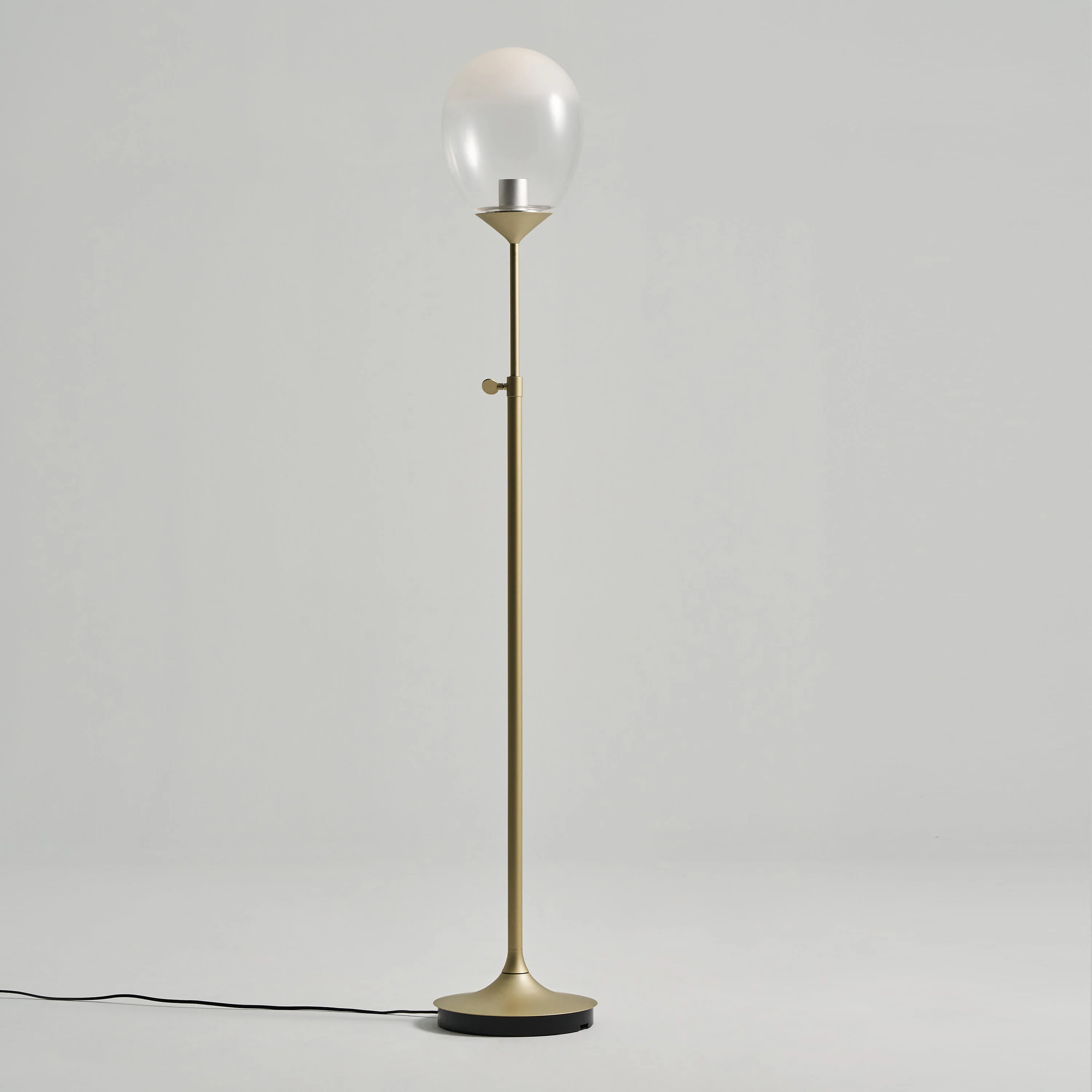 Mist LED Floor Lamp - Image 5