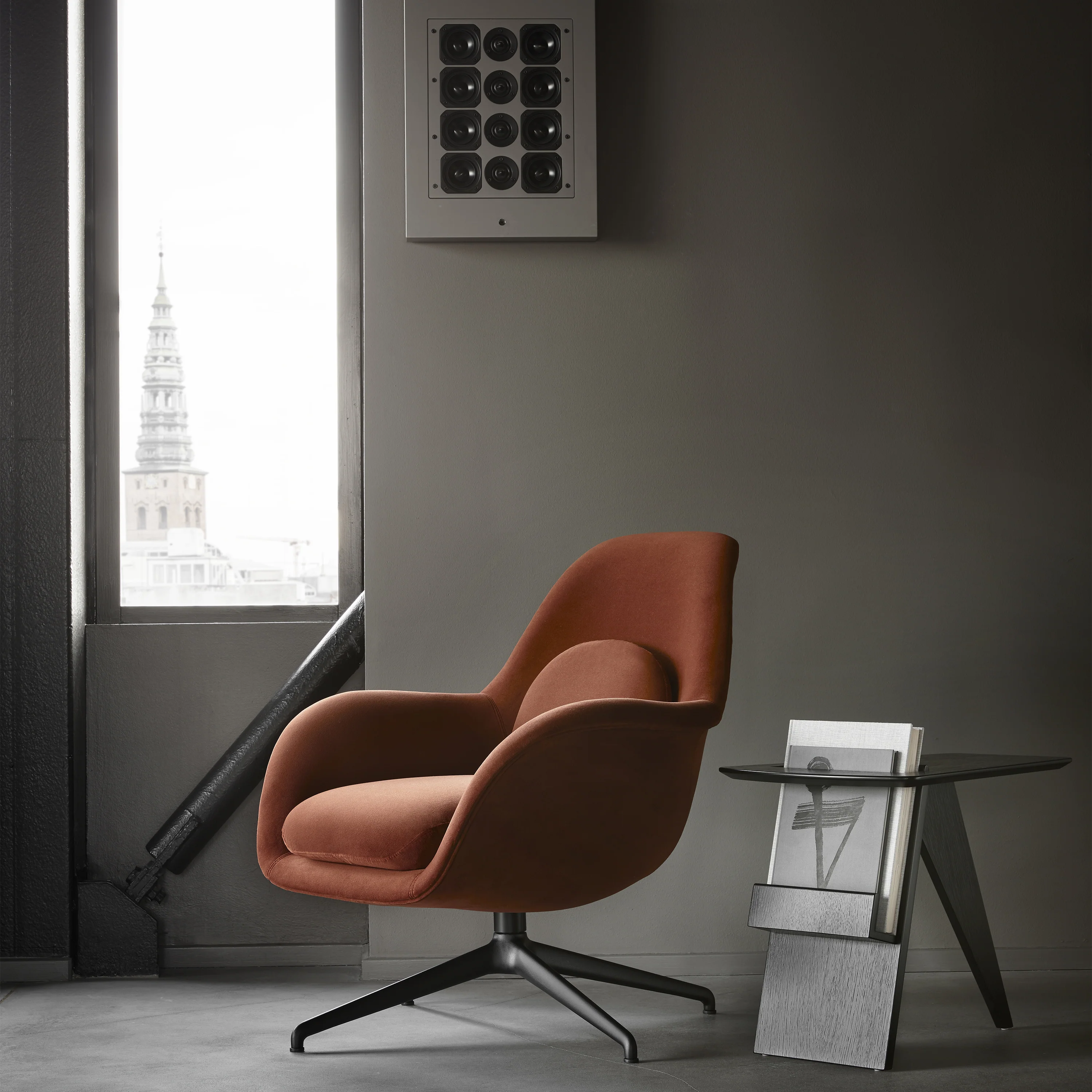 Risom Magazine Table - Image 4