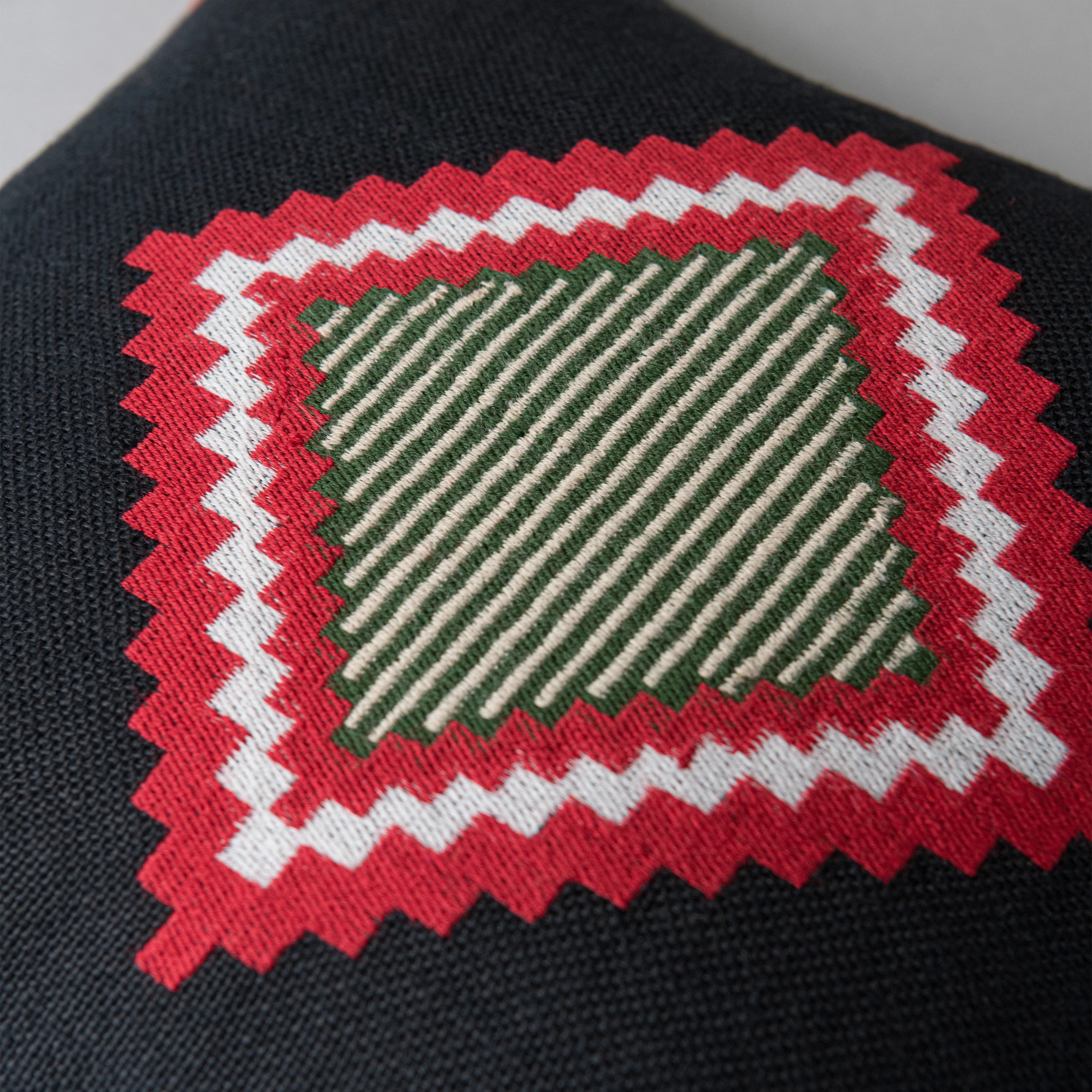 Moki Pillow - Image 4