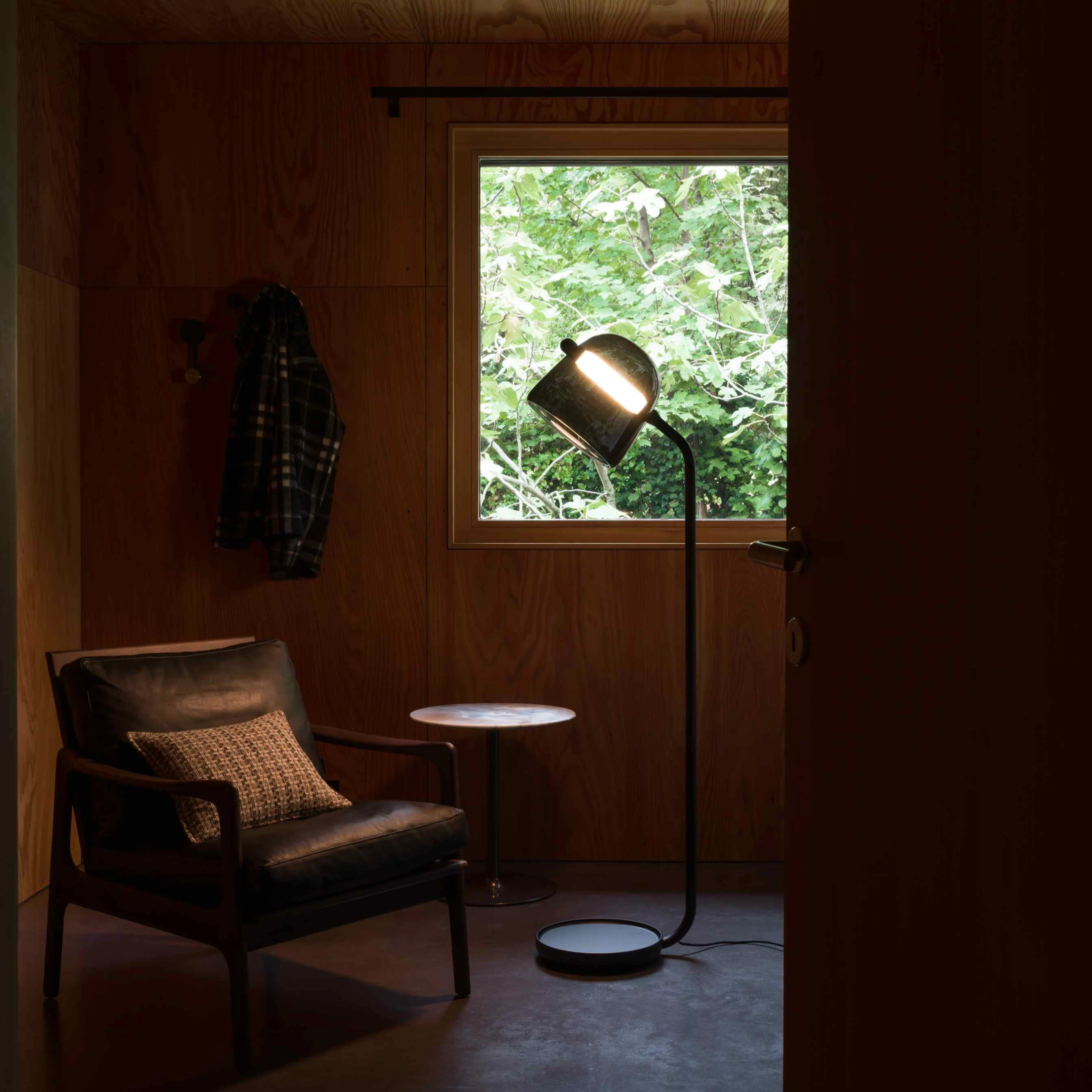Mona LED Floor Lamp - Image 14