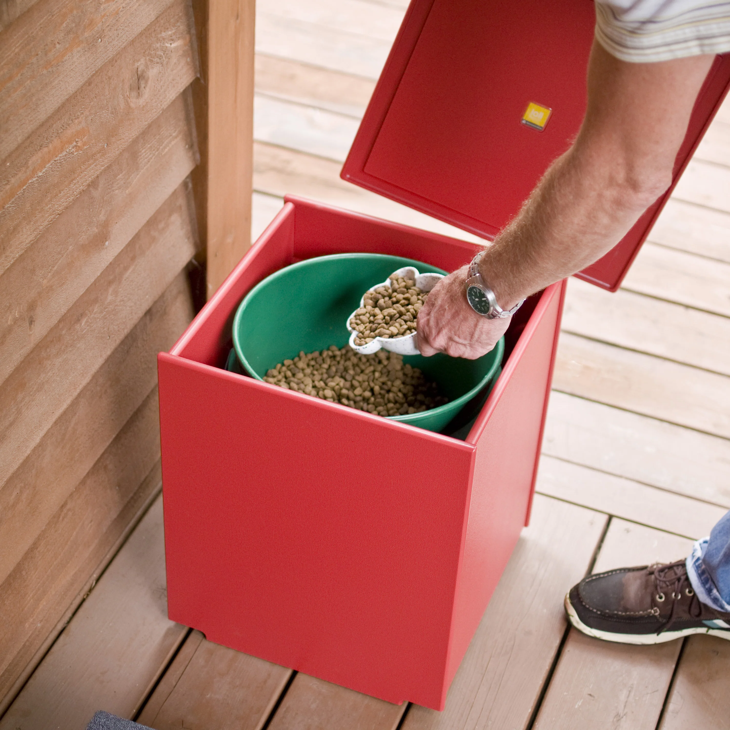 Mondo Single Planter with Lid - Image 20