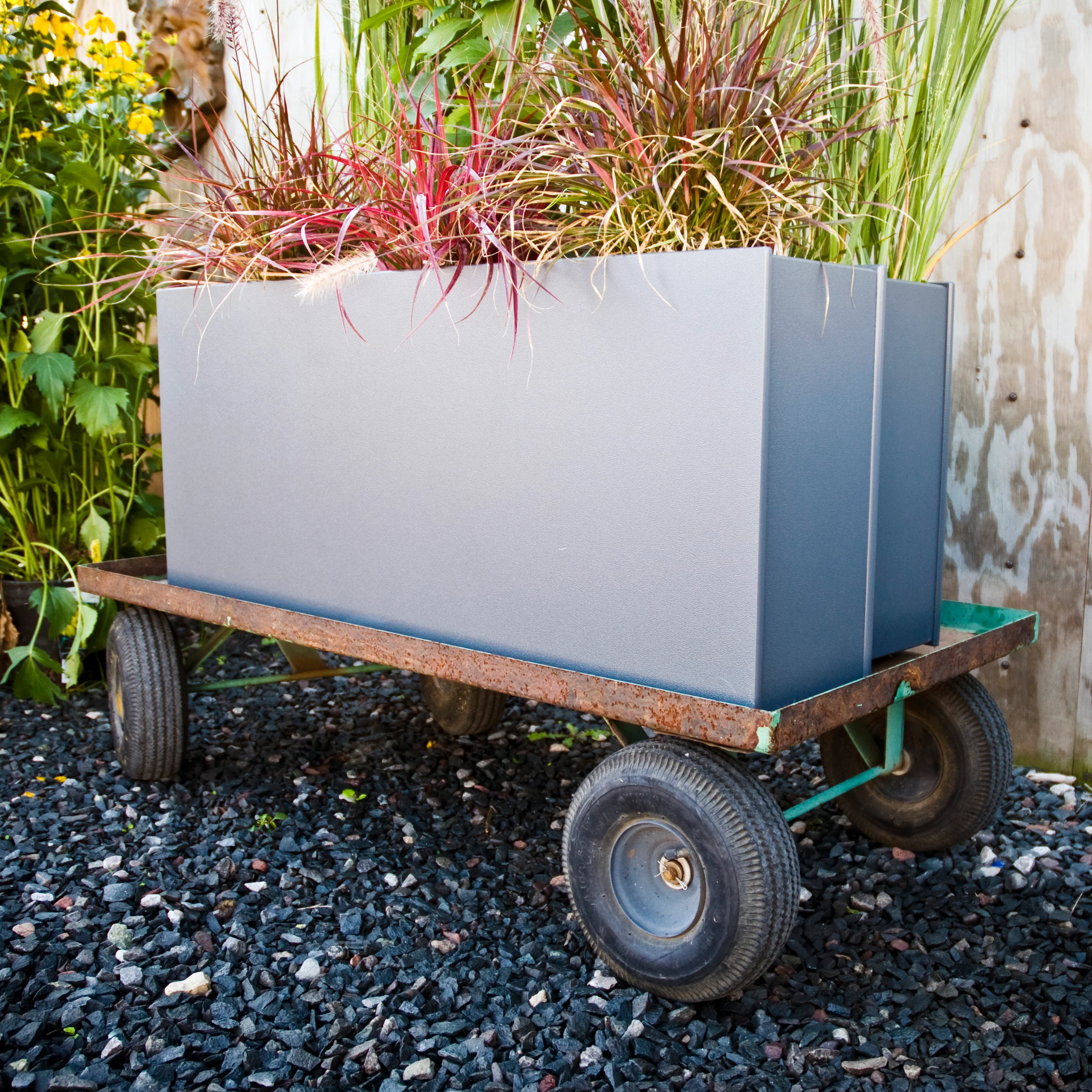 Mondo Skinny Planter - Image 42