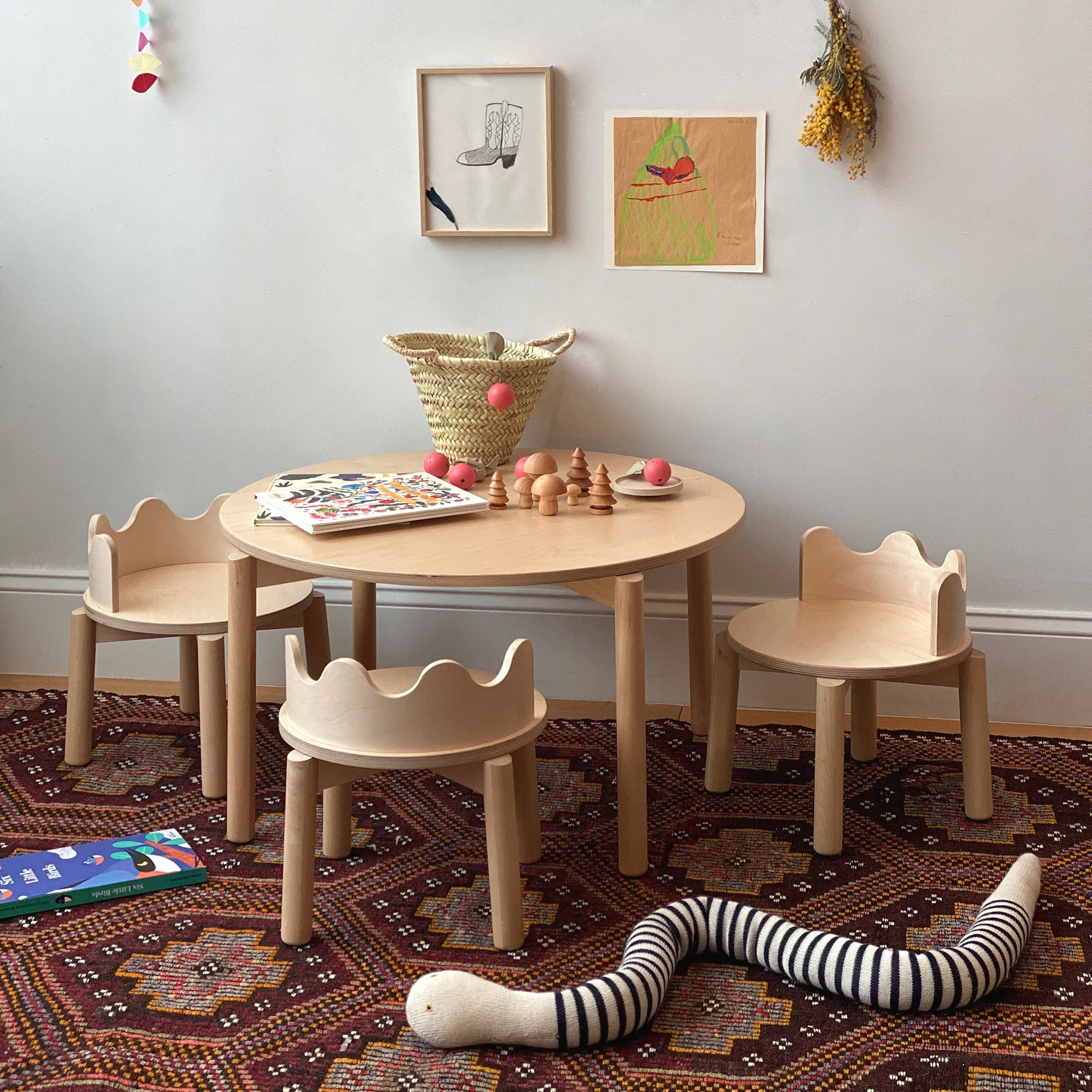 Moss Table - Image 3