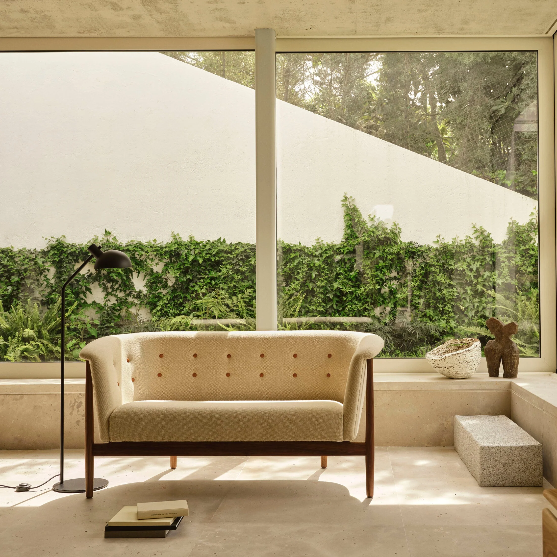 ND52 Vita Sofa - Image 14