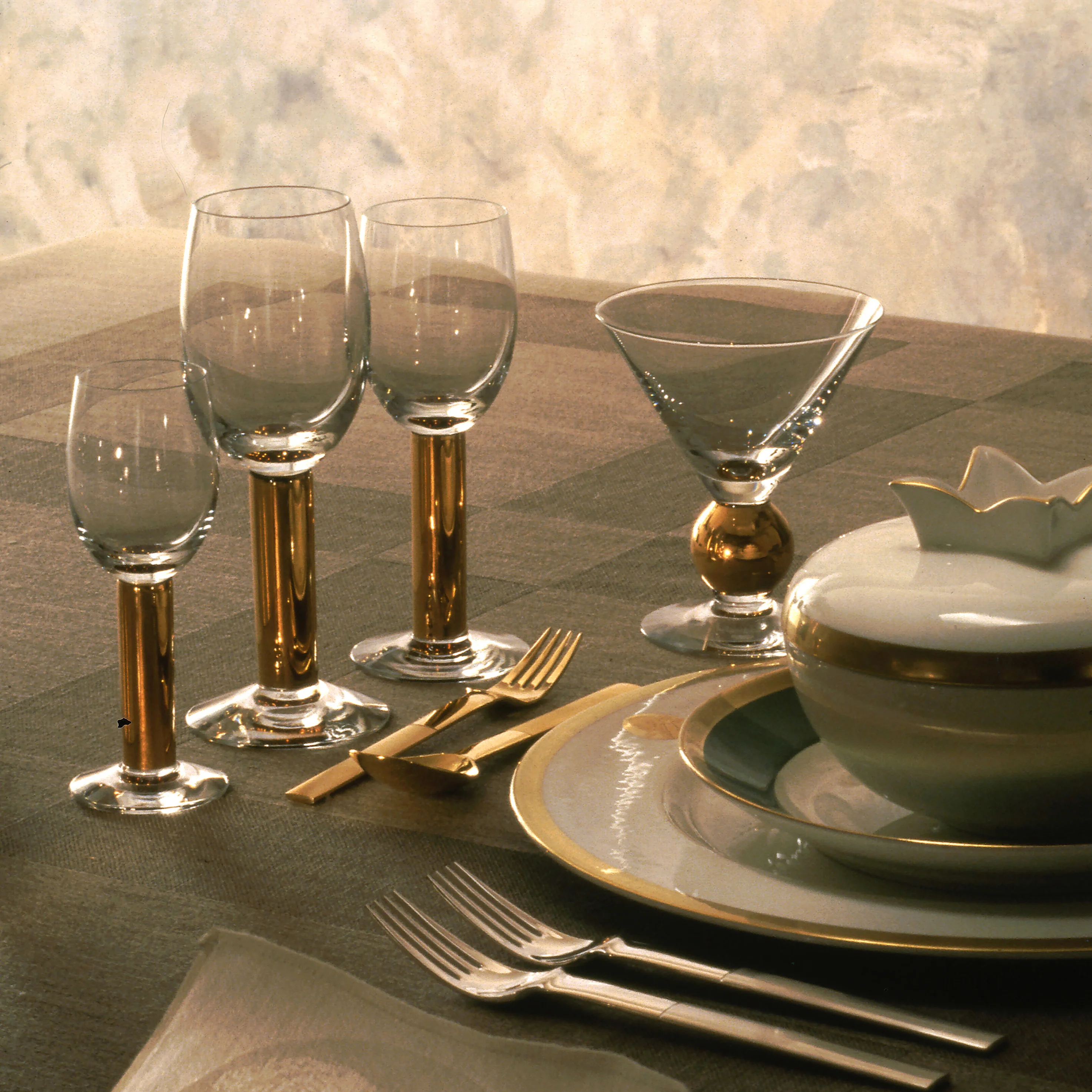Nobel Universal Glass - Image 2