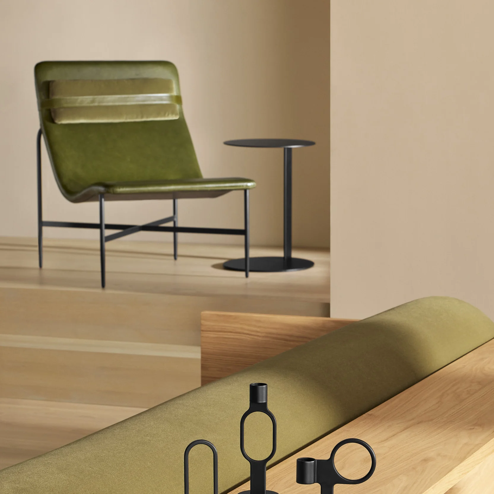 Note Side Table - Image 40