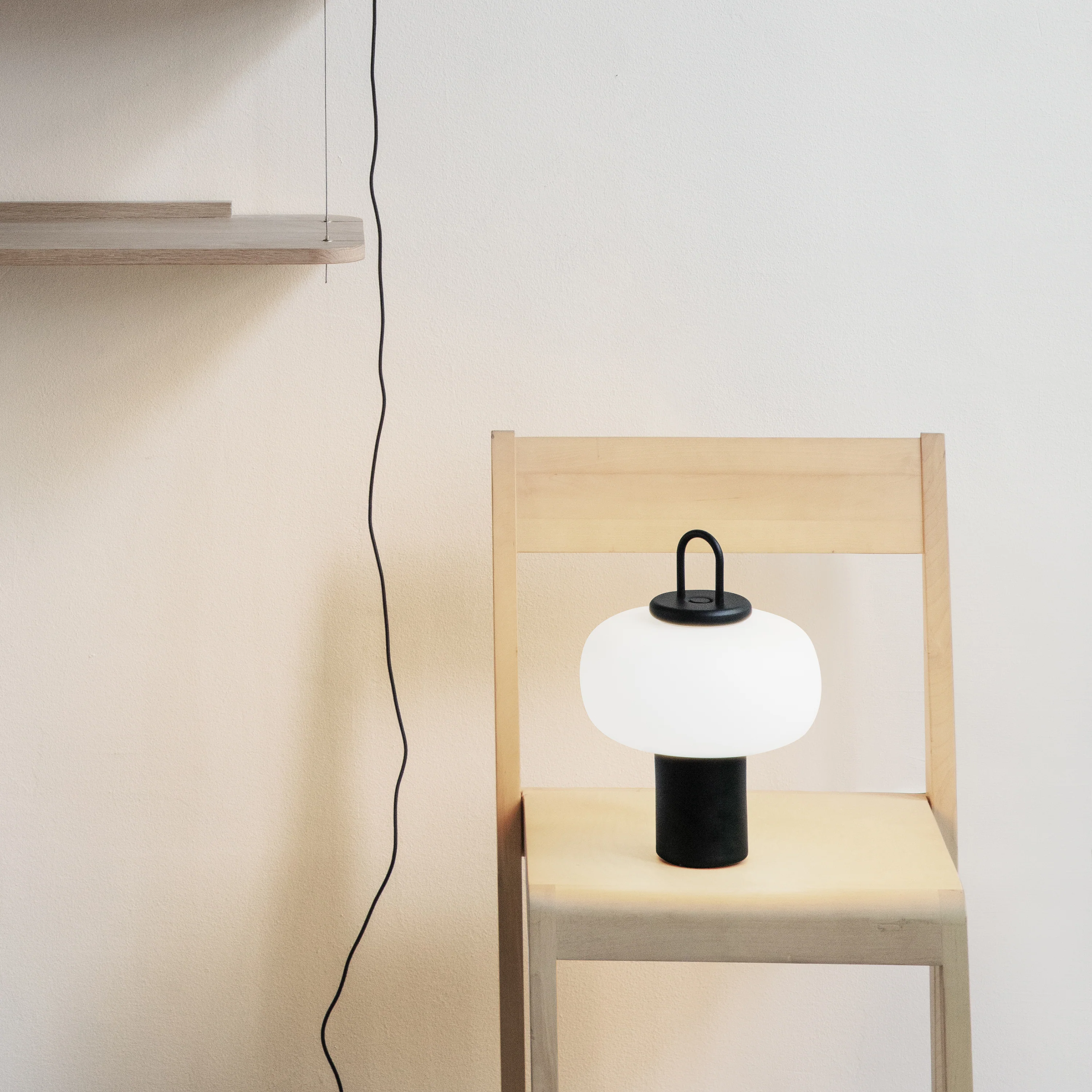 Nox Portable LED Table Lamp - Image 4