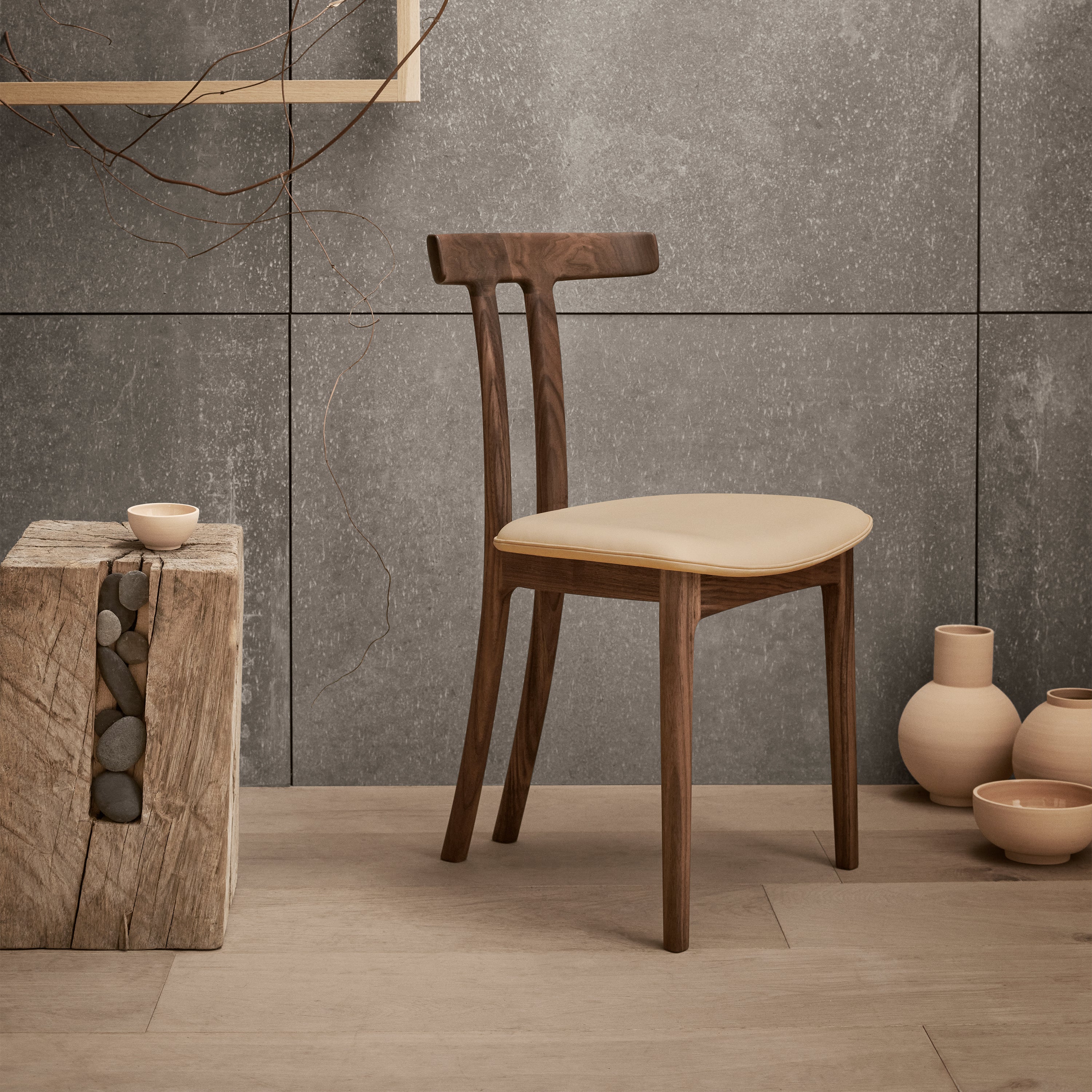 OW58 T-Chair - Image 2