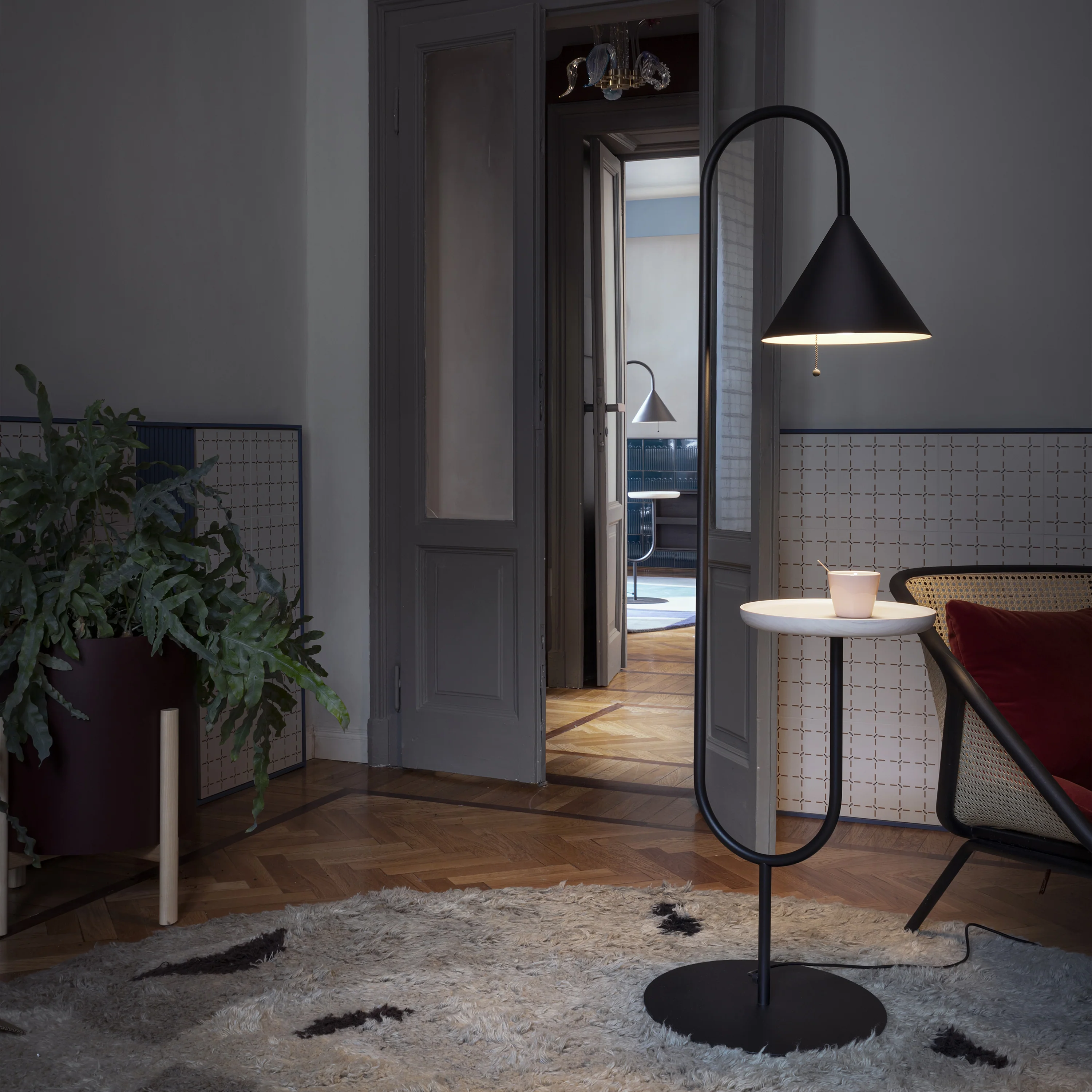 Ozz Floor Lamp - Image 8