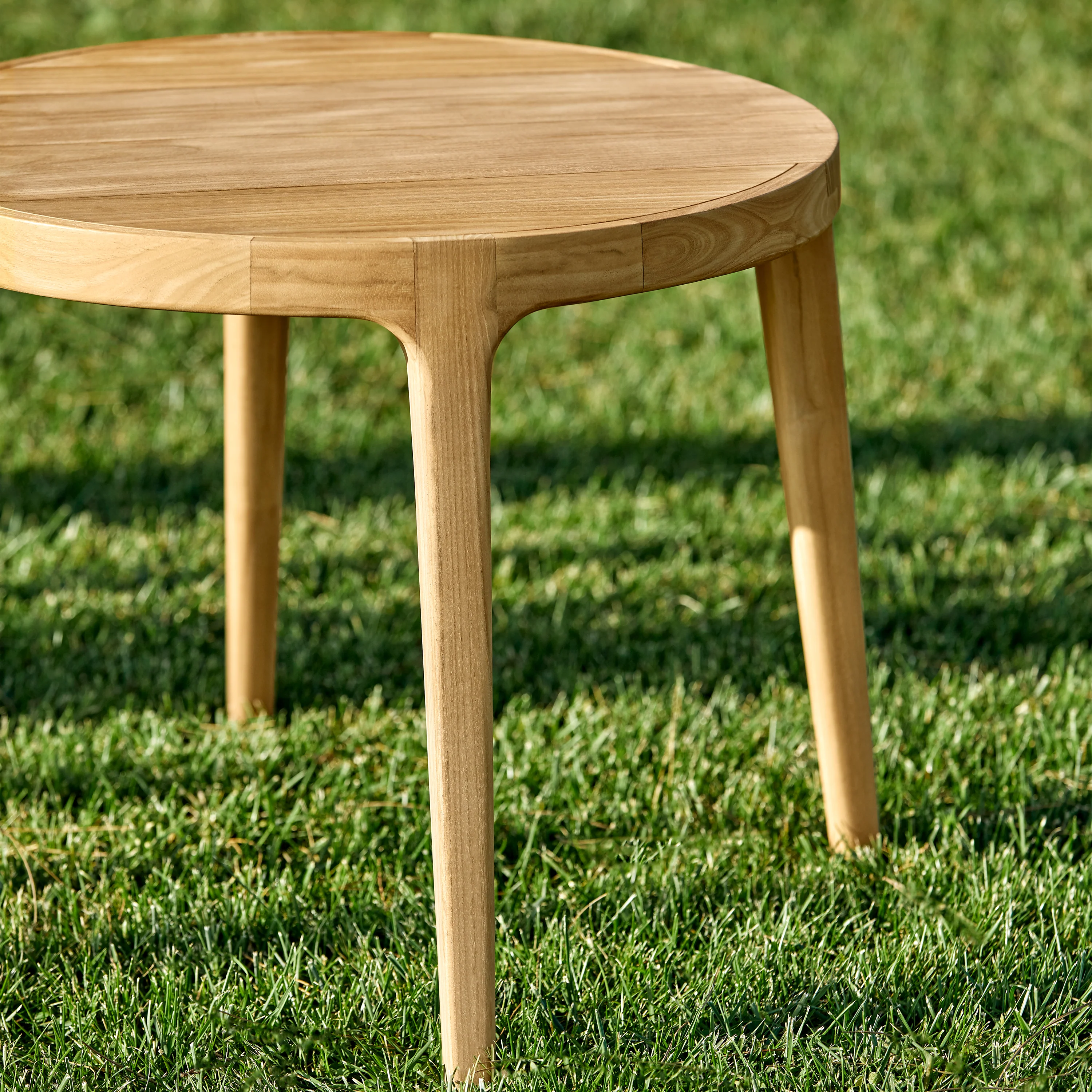 Paralel Round Outdoor Side Table - Image 22