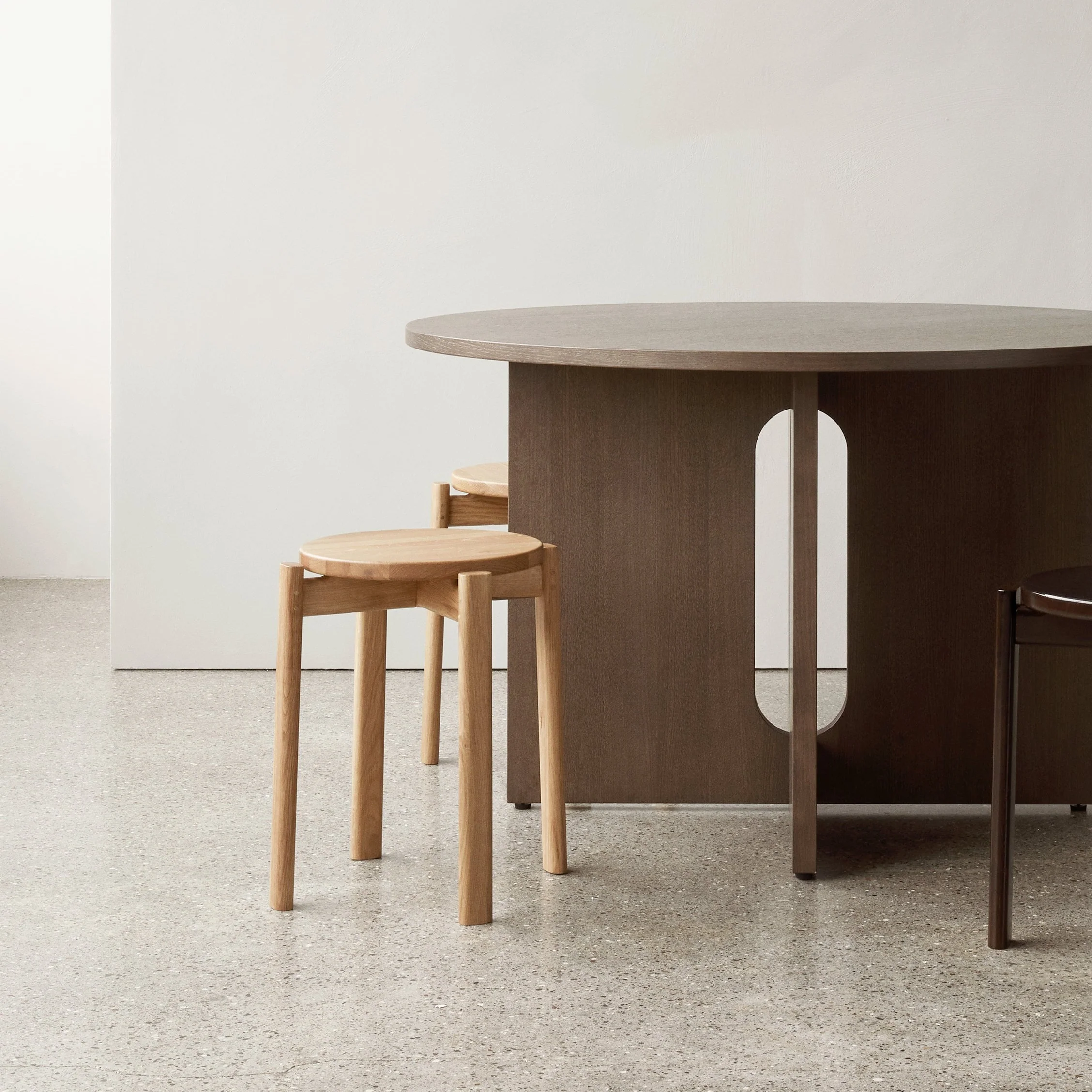 Passage Stool - Image 8