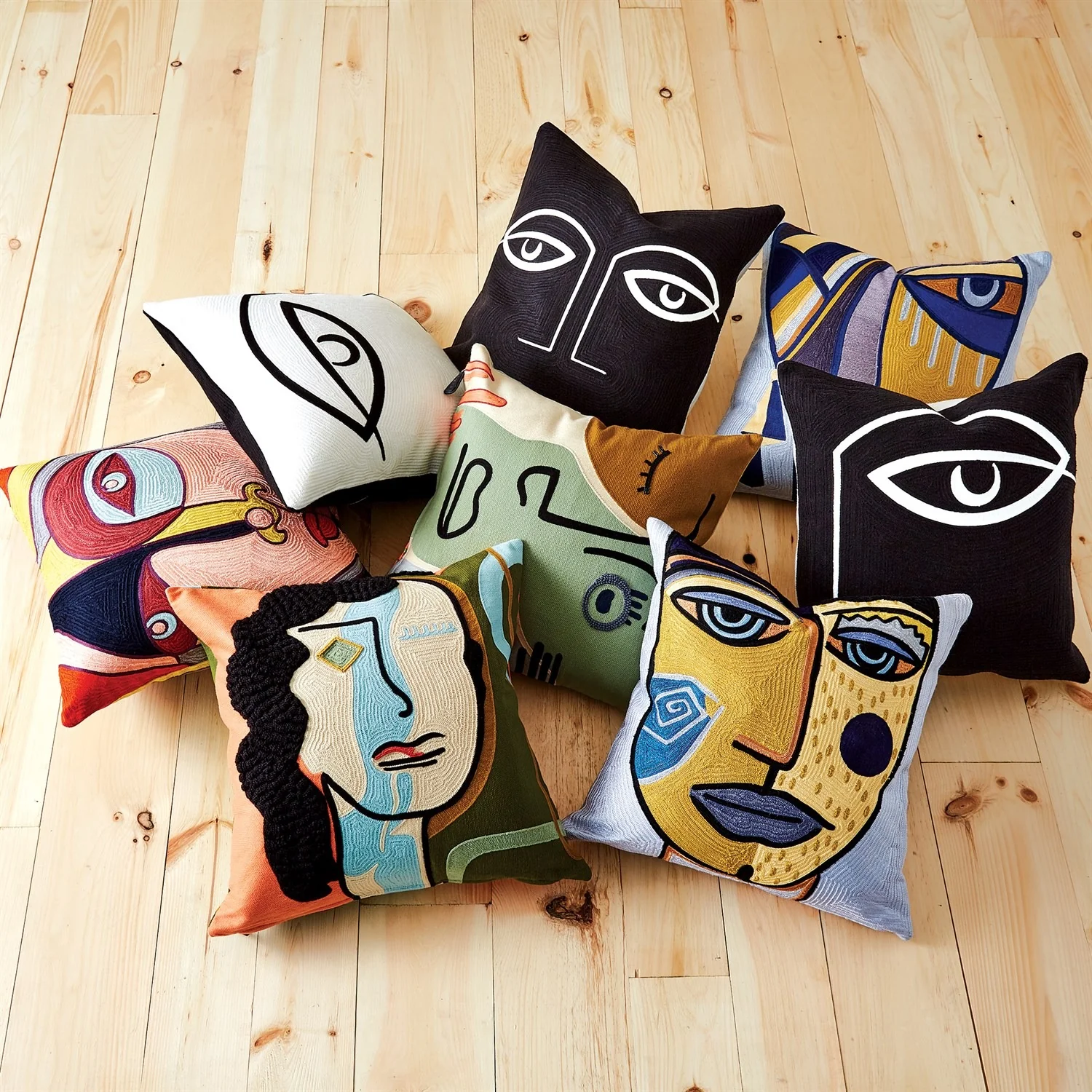 Paulo Throw Pillow - Image 4