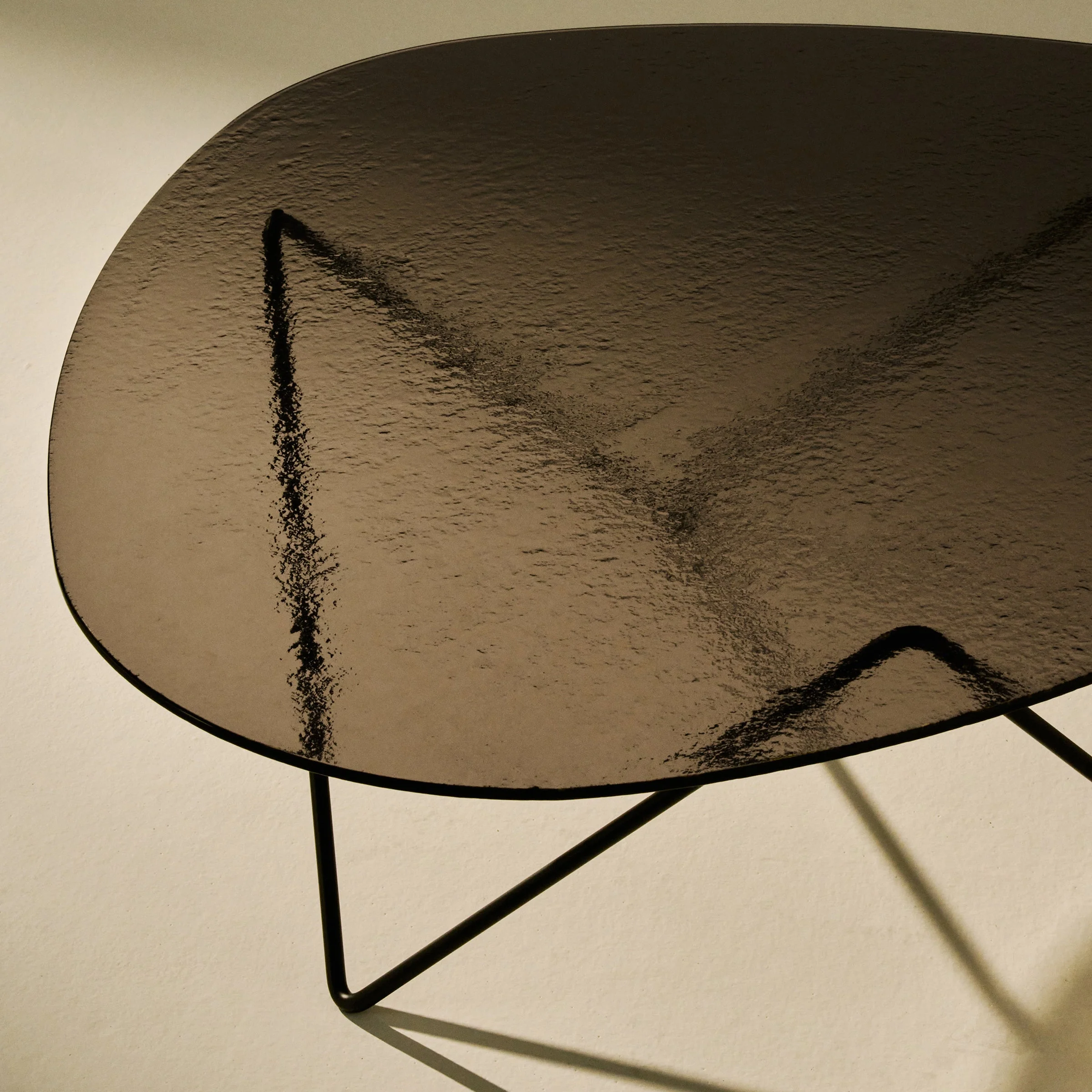 Pedrera Structured Glass Coffee Table - Image 15