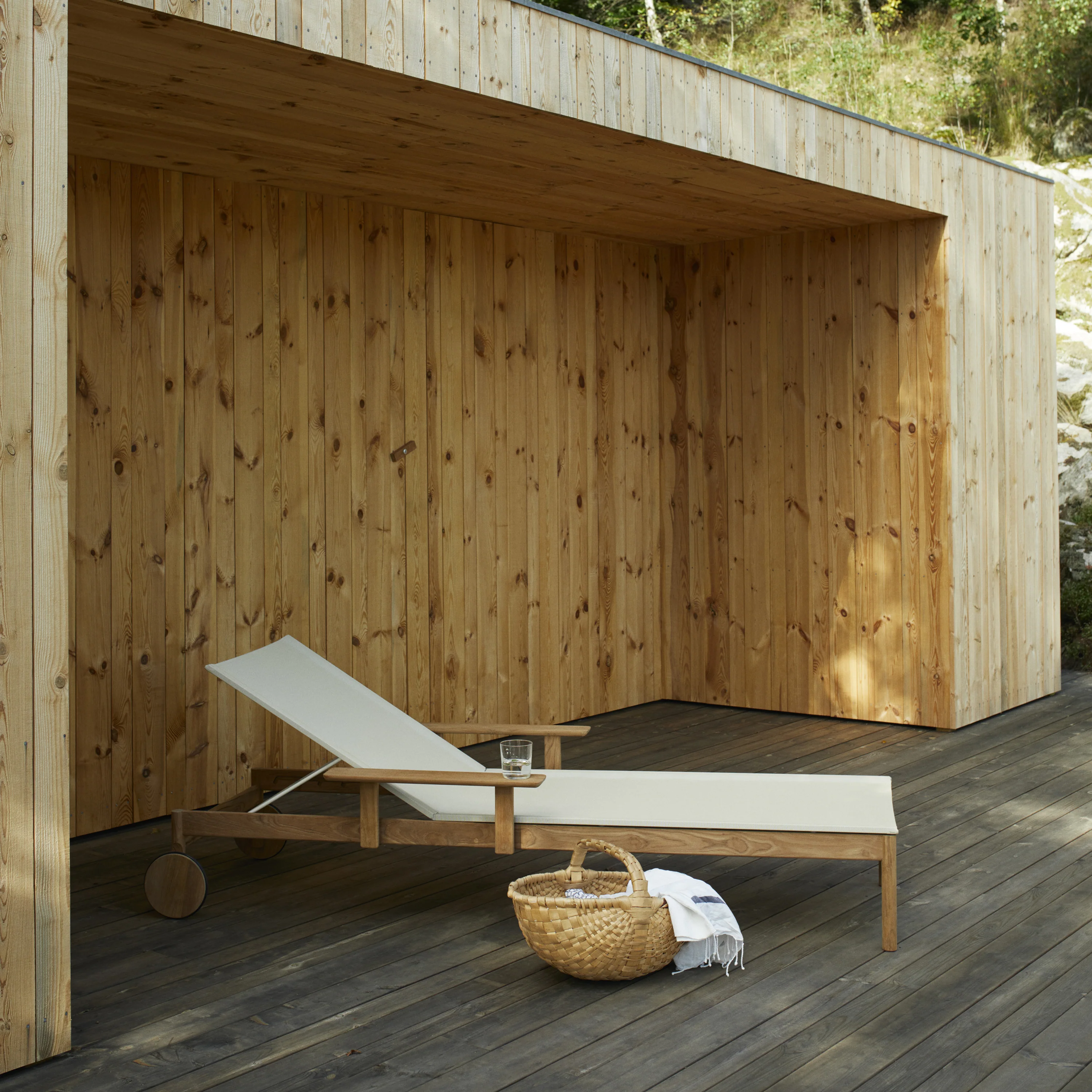 Pelagus Outdoor Sunbed - Image 6