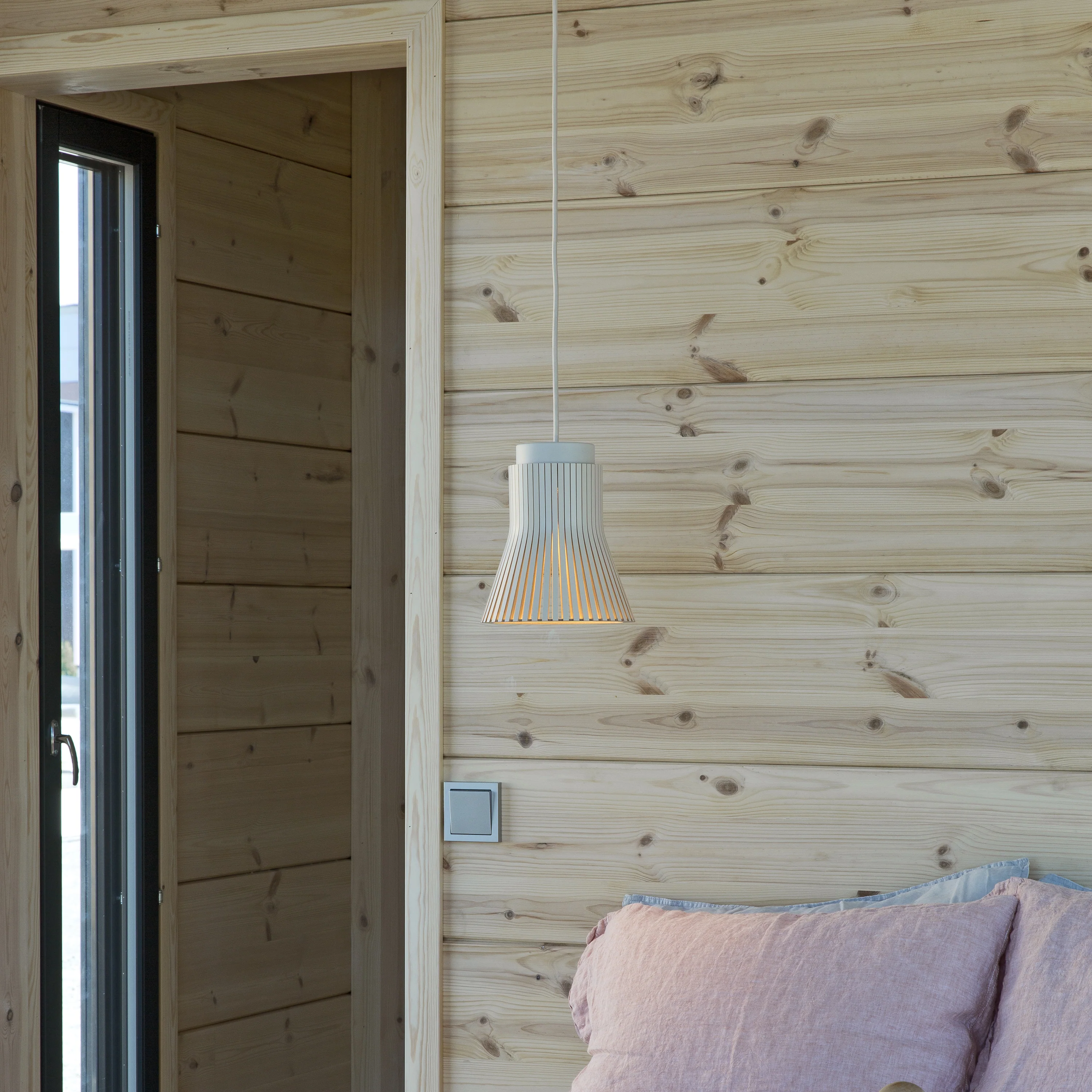 Petite 4600 Pendant Light - Image 11
