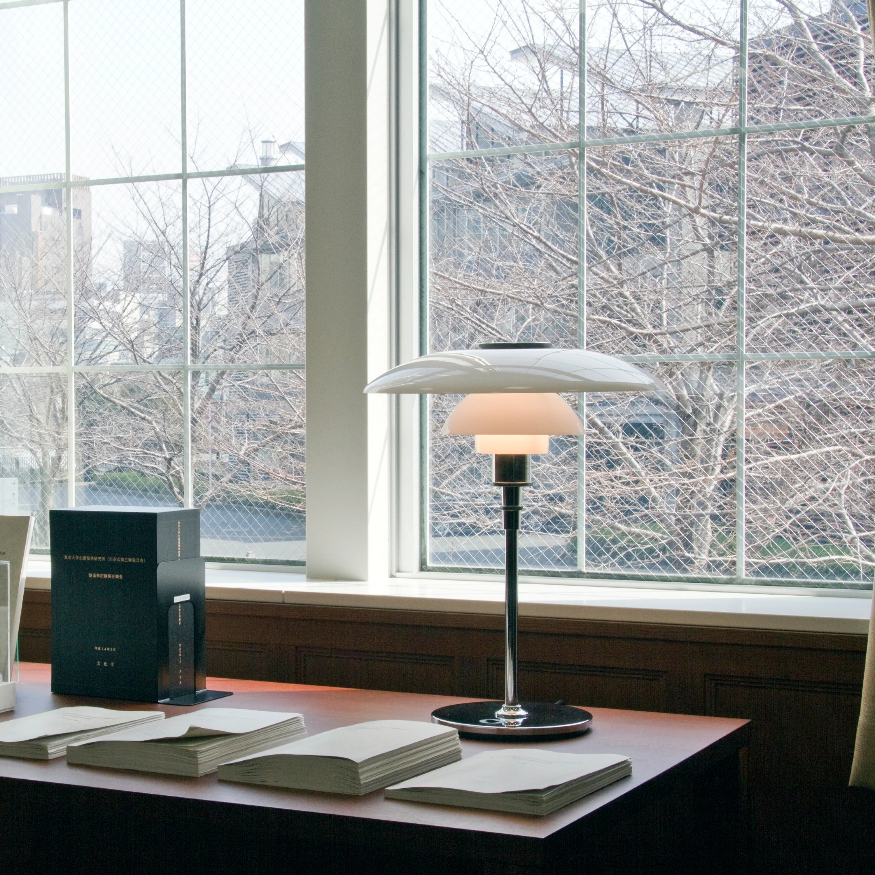 PH 4.5/3.5 Glass Table Lamp - Image 10