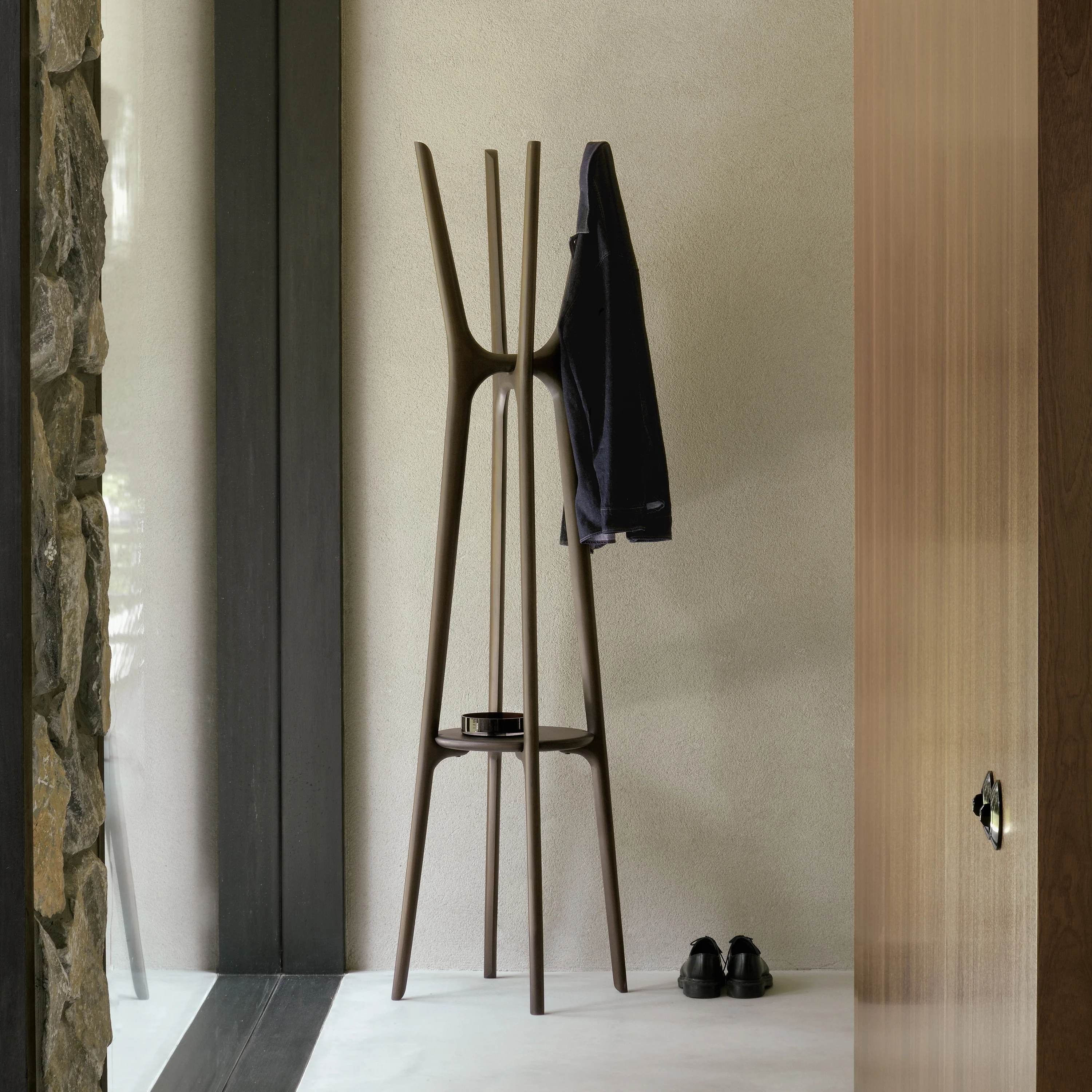PI Coat Stand - Image 5