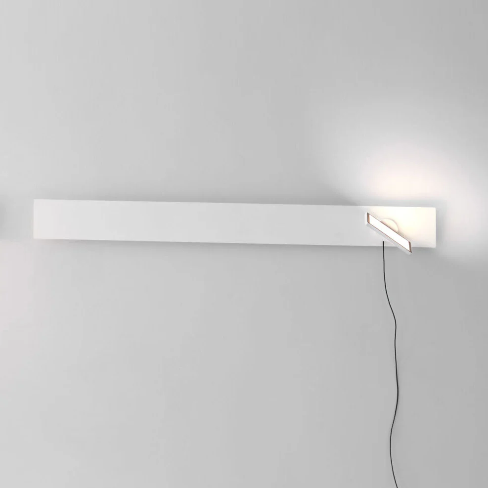 Piazza Linear LED Wall Sconce - Image 14