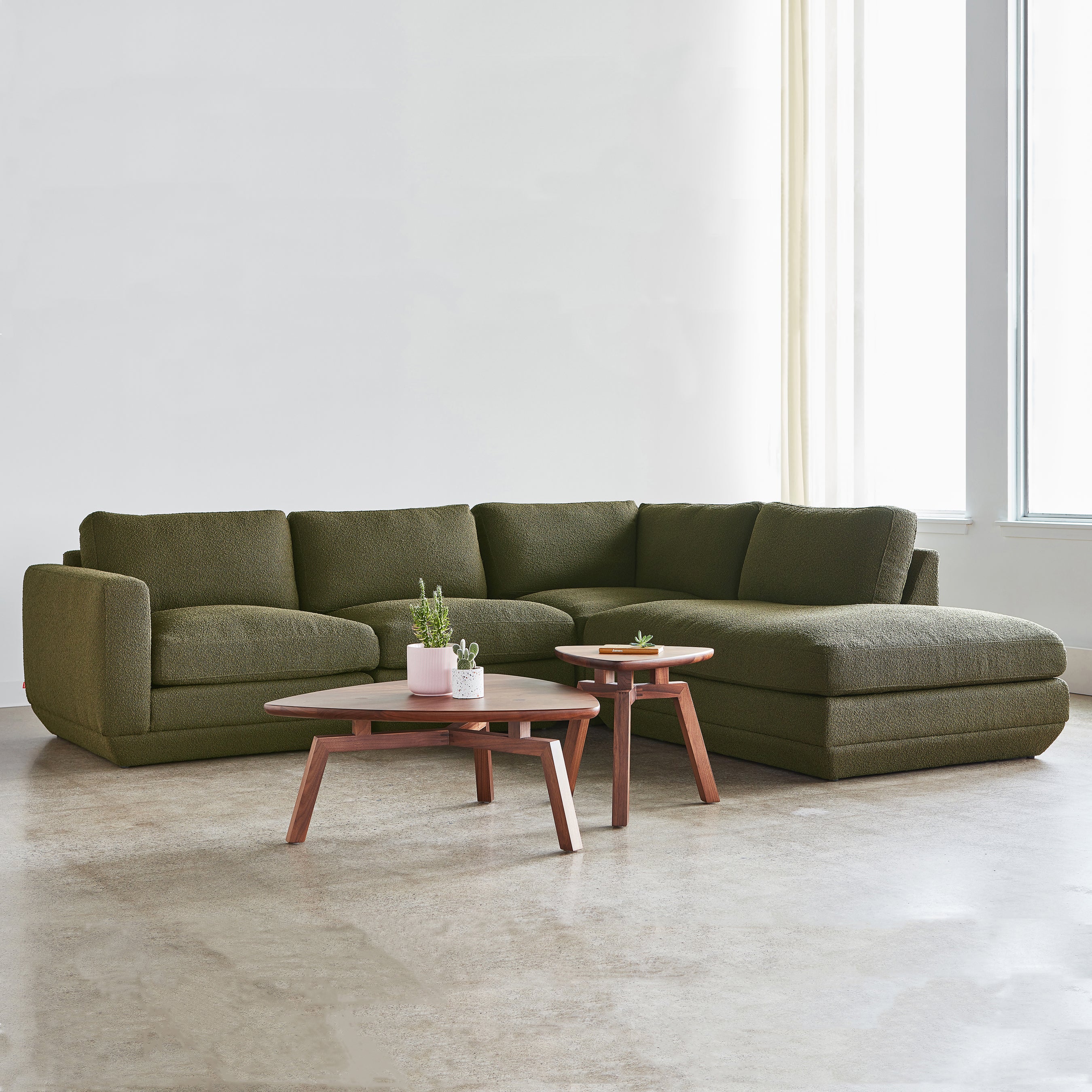 Podium Modular 4-piece Lounge Sectional A - Image 2
