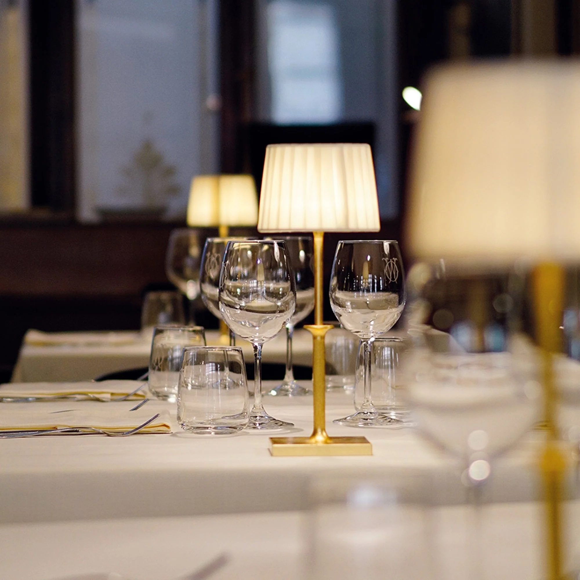 Poldina Classic Portable LED Table Lamp - Image 7
