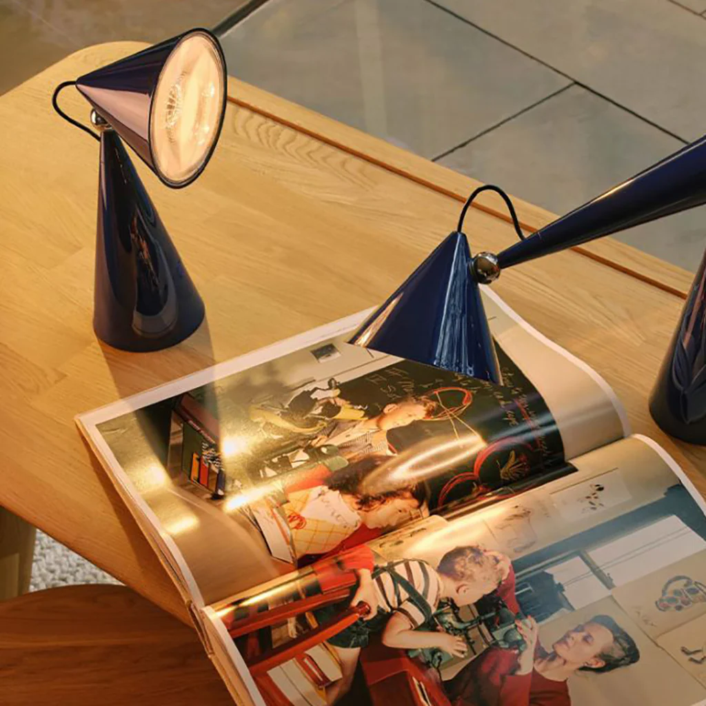 Pose Portable LED Table Lamp - Image 17
