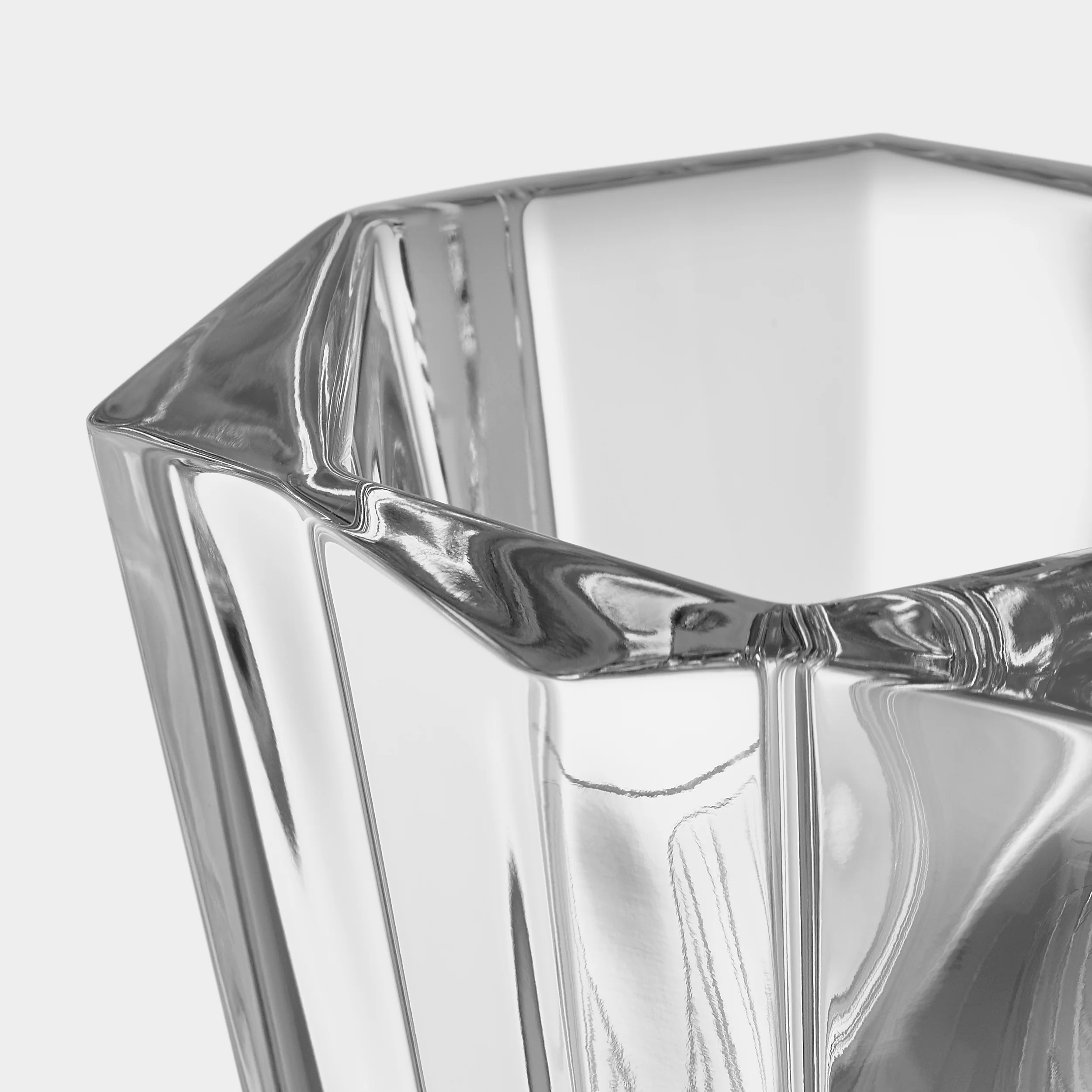 Precious Vase - Image 5